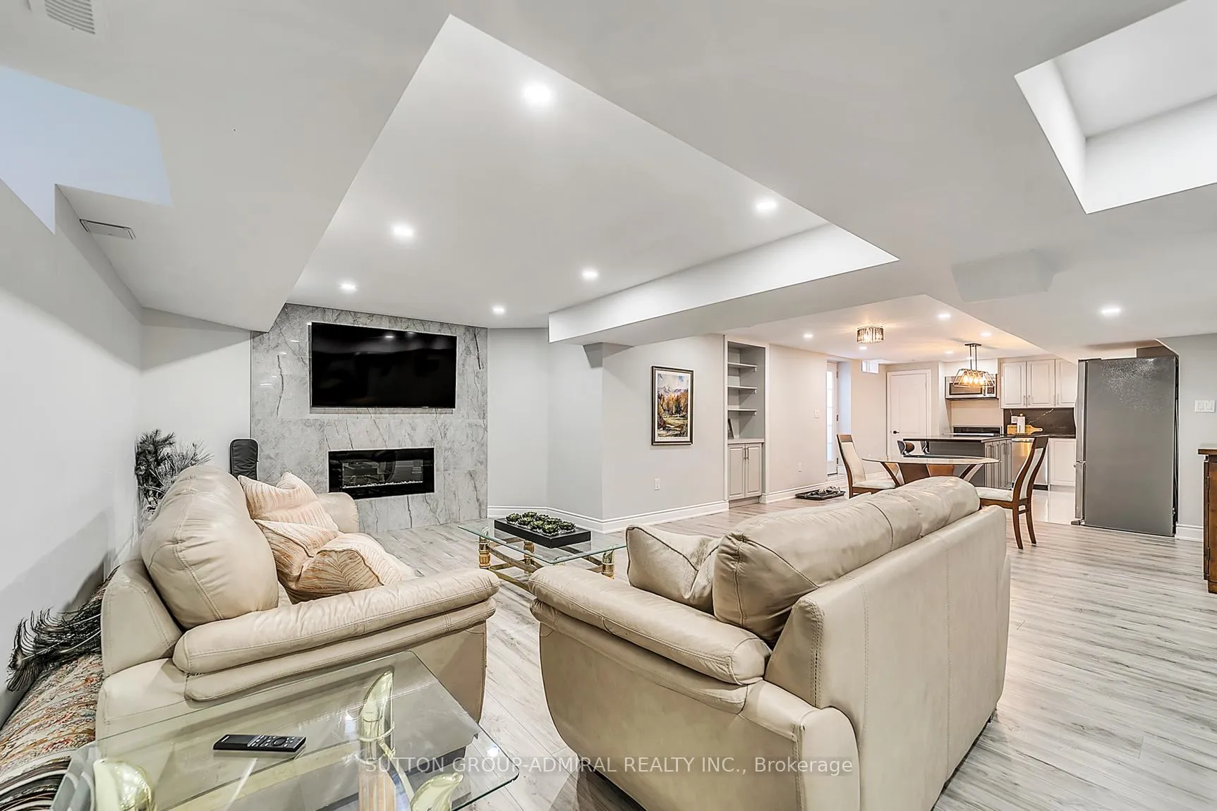 Photo 37 of 472 Cunningham Drive, Vaughan, Maple — HOMEH