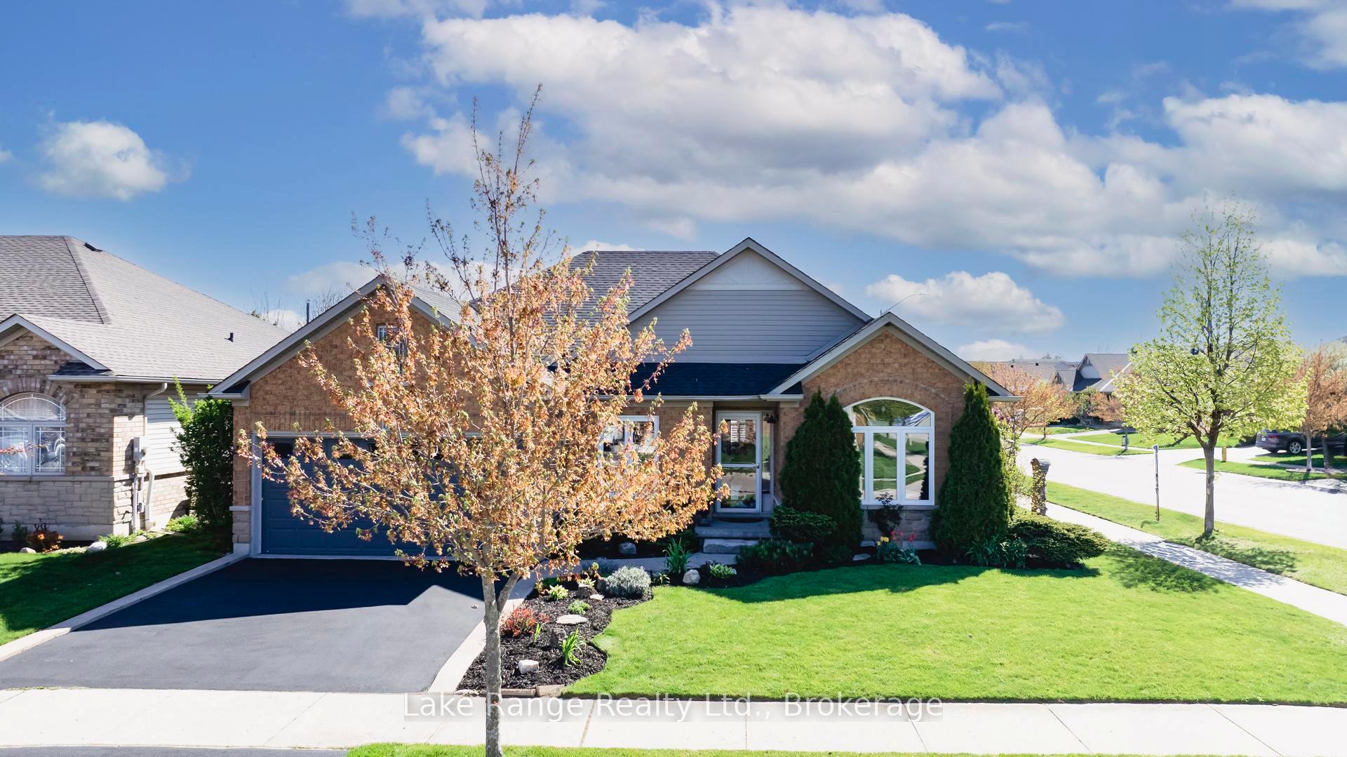 Photo 1 of 82 Savannah Ridge Drive, Brant, Paris — HOMEH