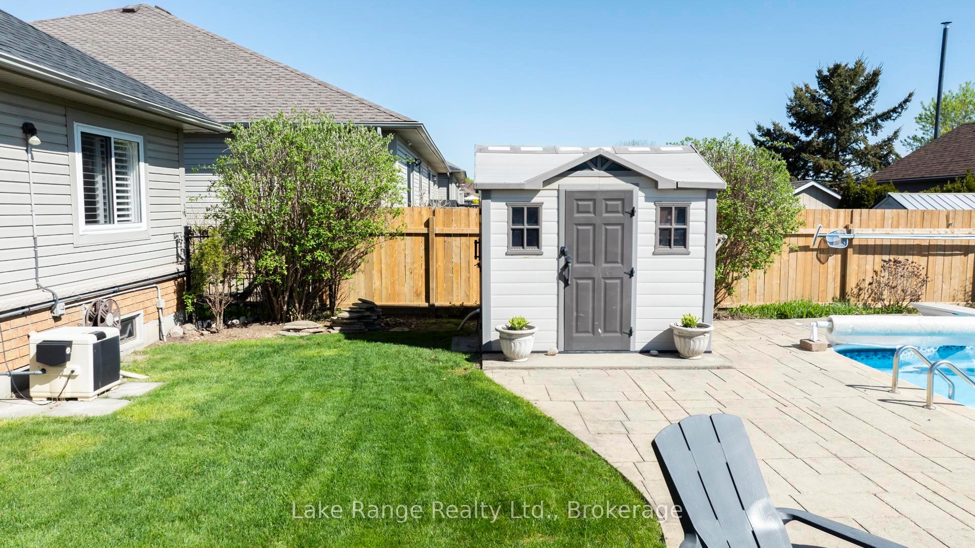 Photo 7 of 82 Savannah Ridge Drive, Brant, Paris — HOMEH