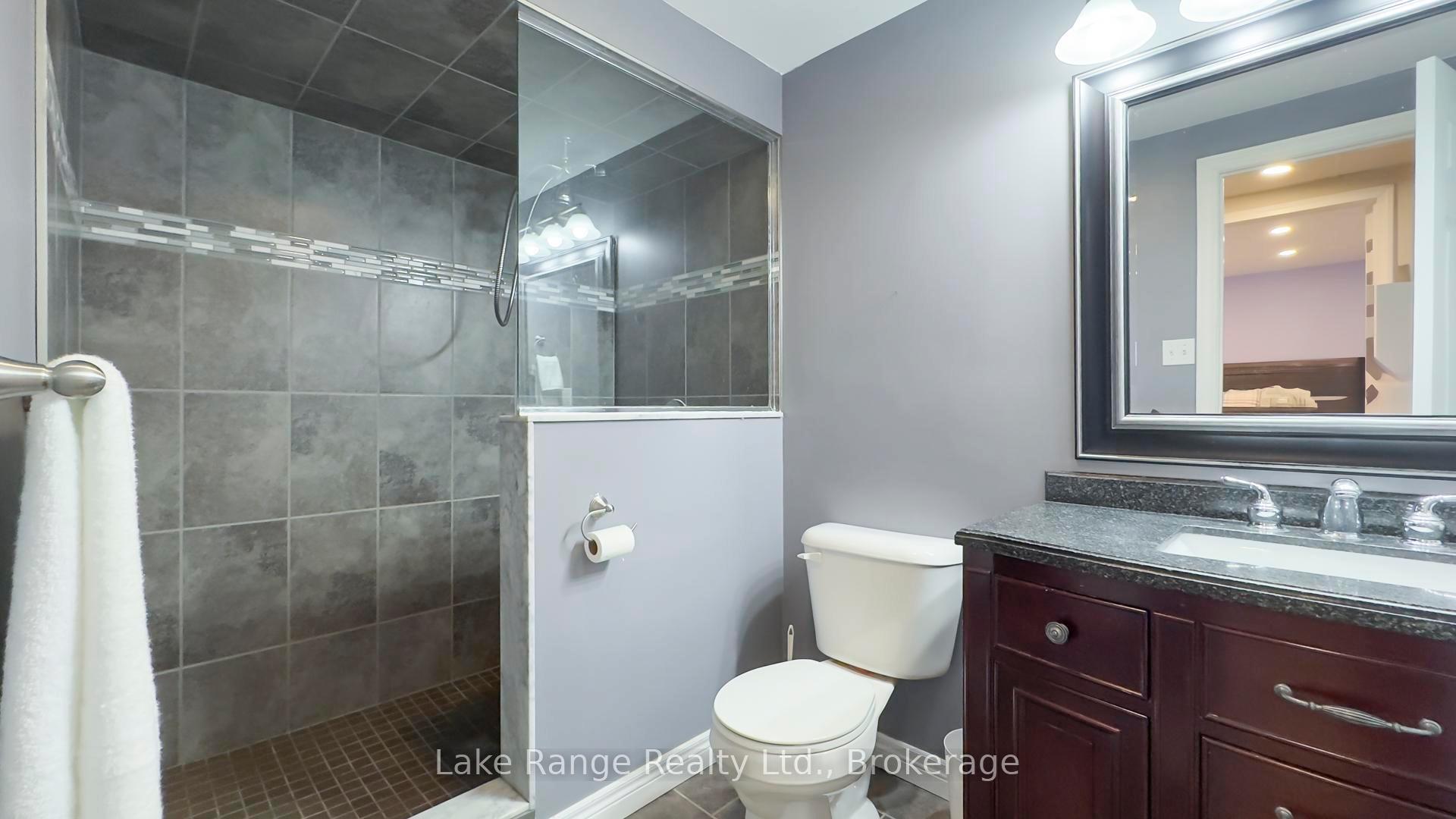 Photo 24 of 82 Savannah Ridge Drive, Brant, Paris — HOMEH