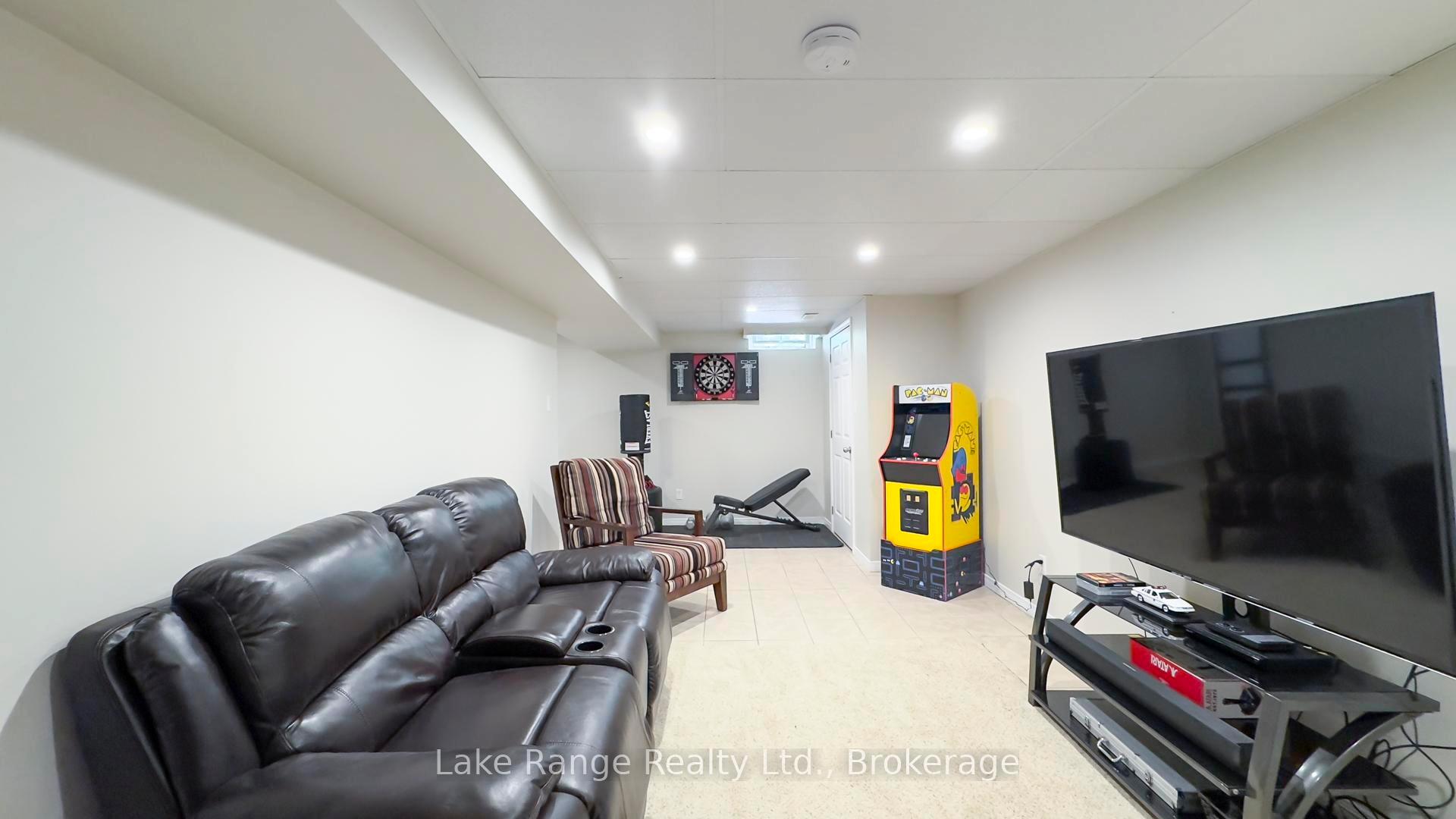 Photo 31 of 82 Savannah Ridge Drive, Brant, Paris — HOMEH