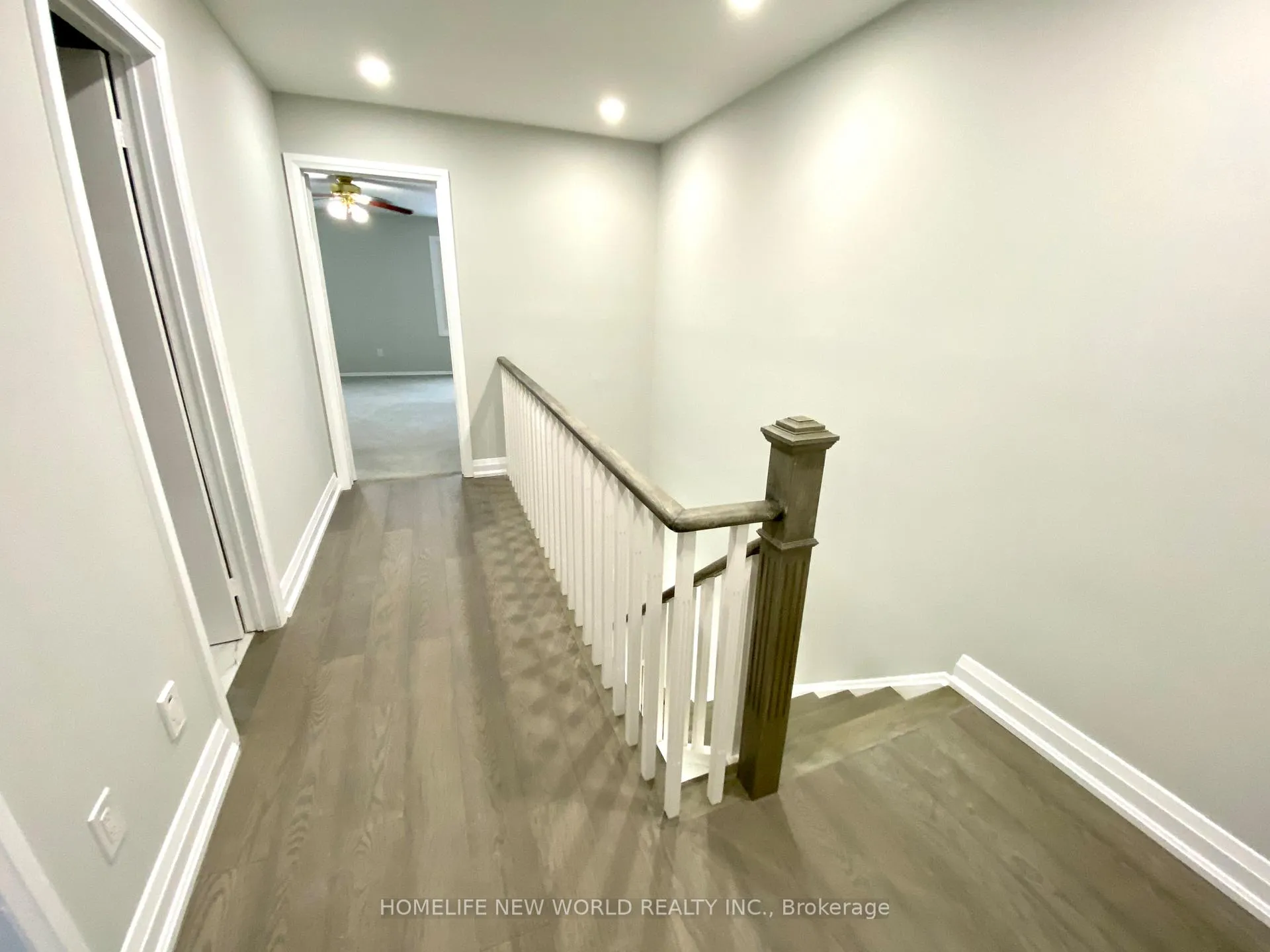 Photo 9 of 96 Dairis Crescent, Markham, Milliken Mills East — HOMEH