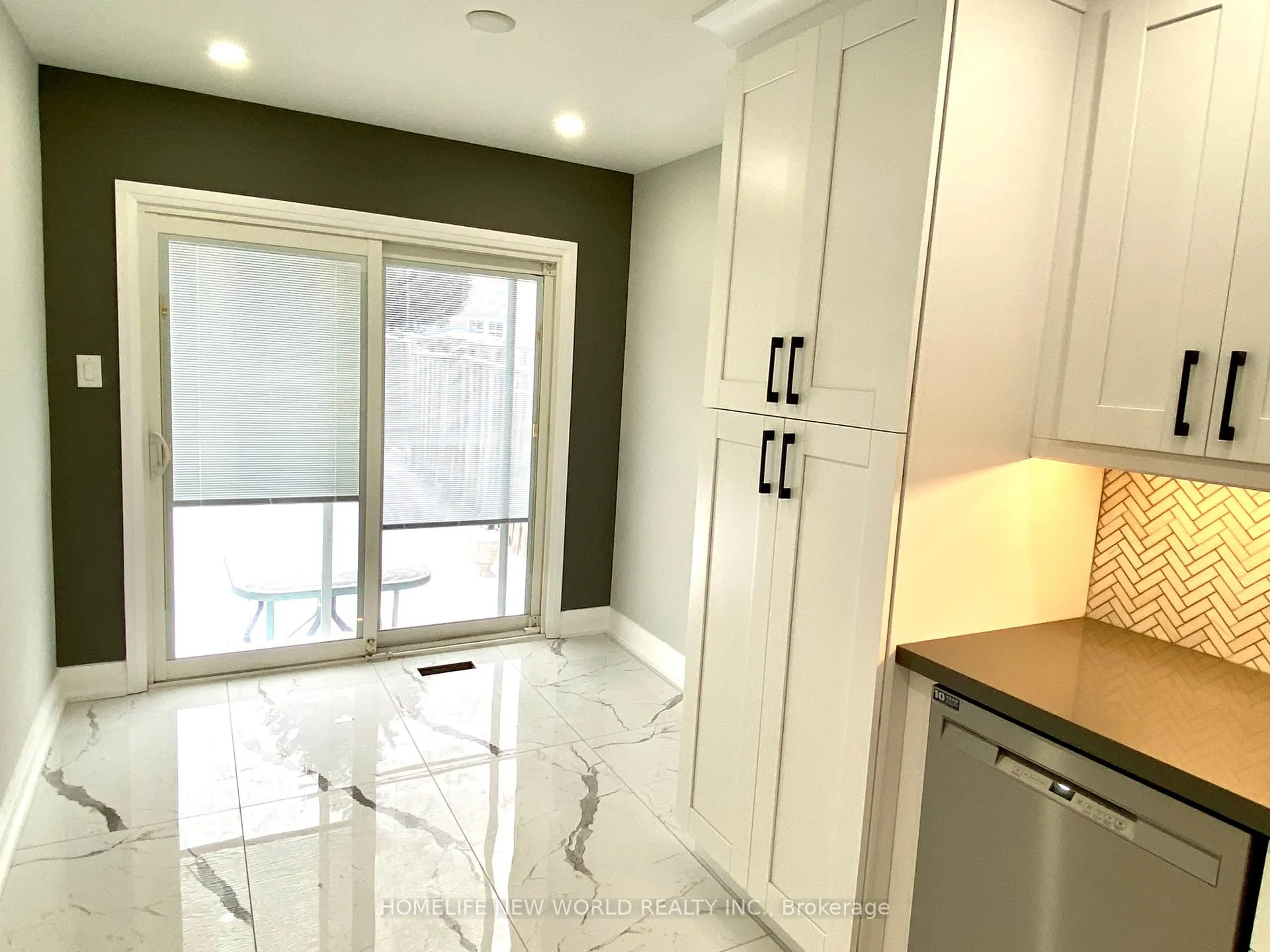 Photo 14 of 96 Dairis Crescent, Markham, Milliken Mills East — HOMEH
