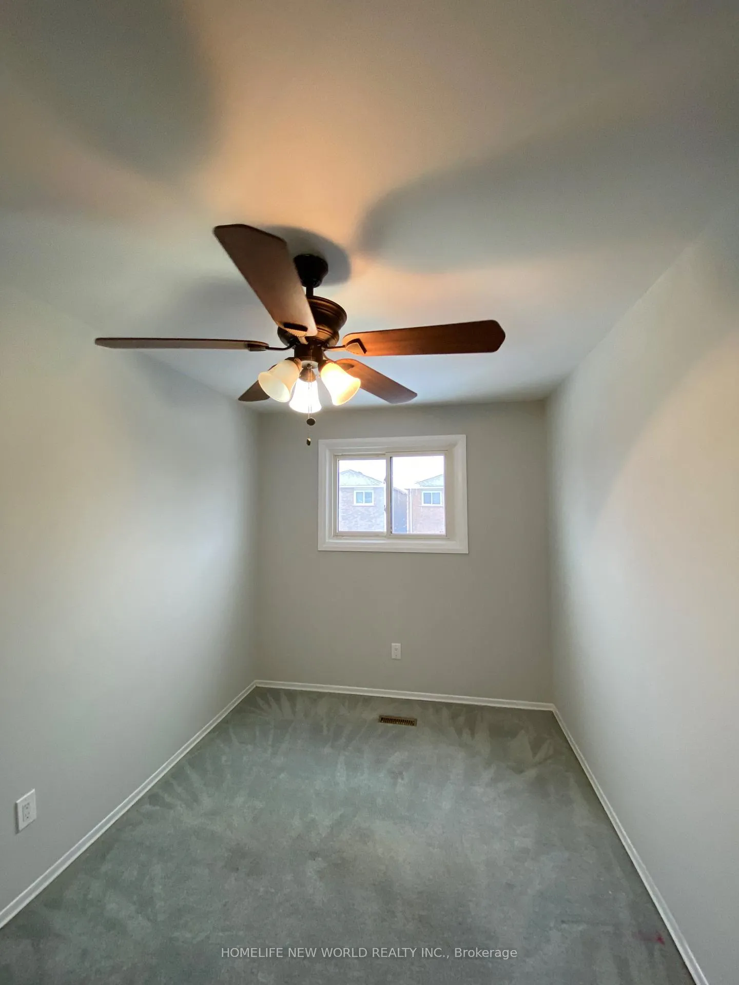 Photo 20 of 96 Dairis Crescent, Markham, Milliken Mills East — HOMEH