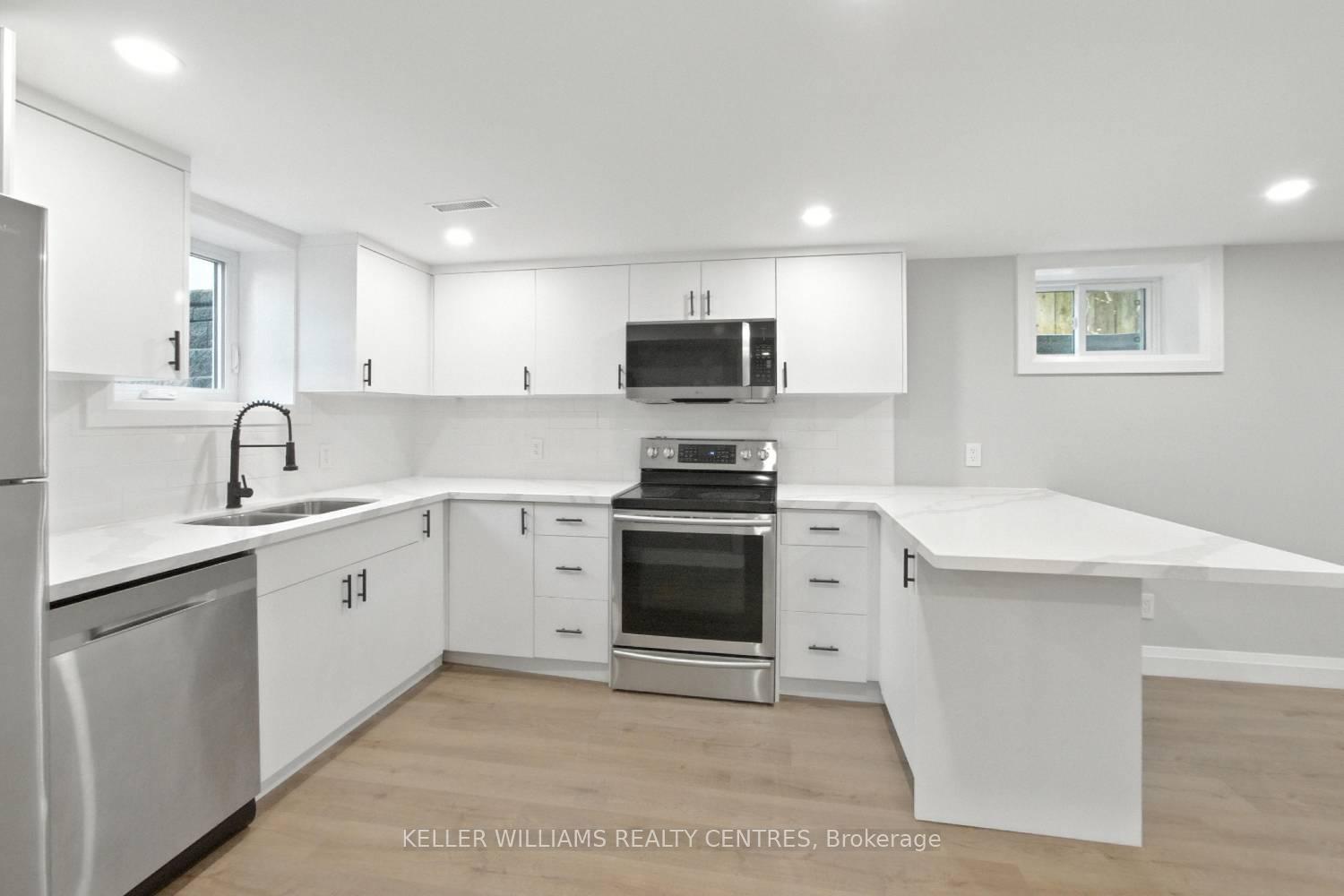 Photo 4 of Unit Lower Unit, 29 Bronte Crescent, Barrie, Letitia Heights — HOMEH