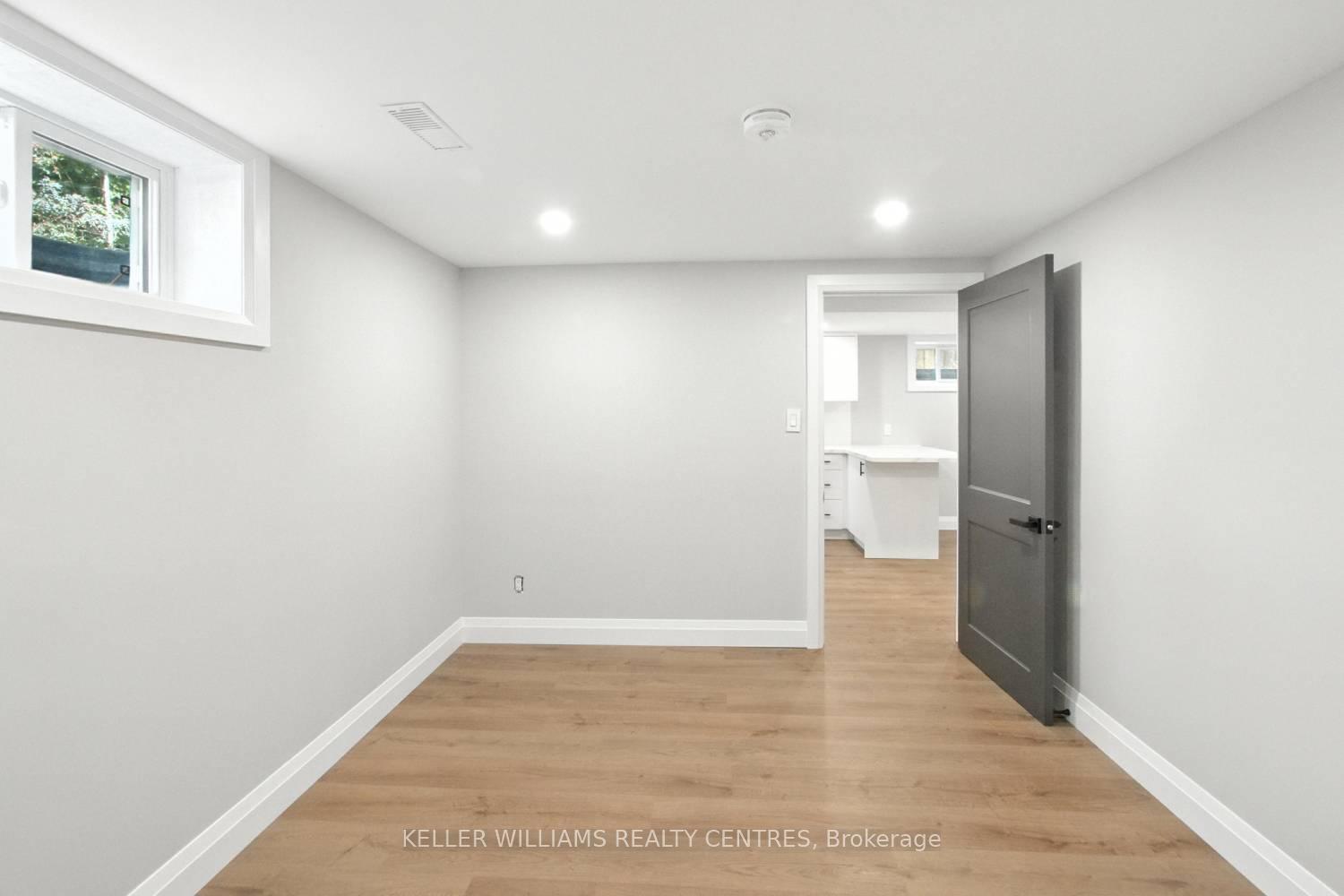 Photo 16 of Unit Lower Unit, 29 Bronte Crescent, Barrie, Letitia Heights — HOMEH