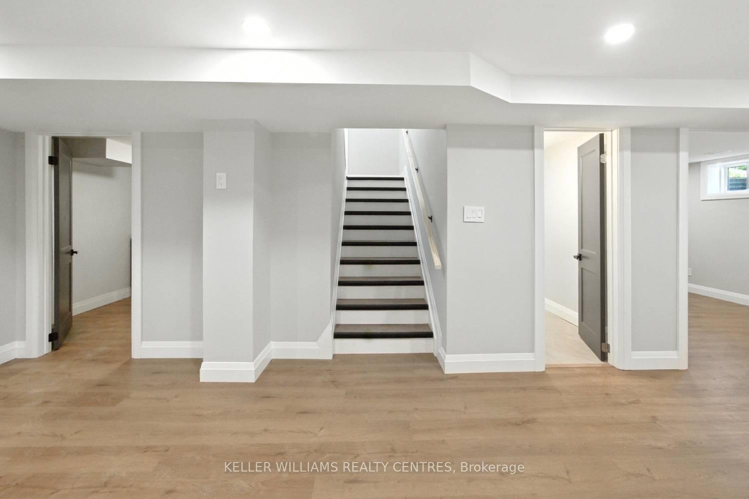 Photo 18 of Unit Lower Unit, 29 Bronte Crescent, Barrie, Letitia Heights — HOMEH