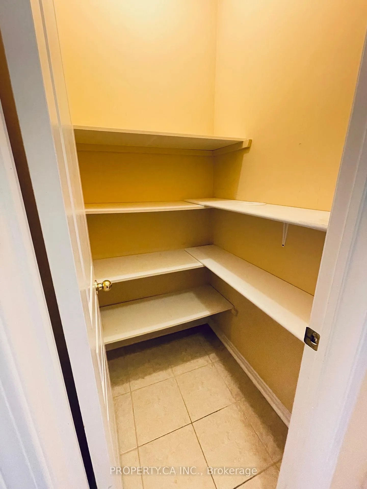 Photo 5 of 757 Castlemore Avenue, Markham, Wismer — HOMEH