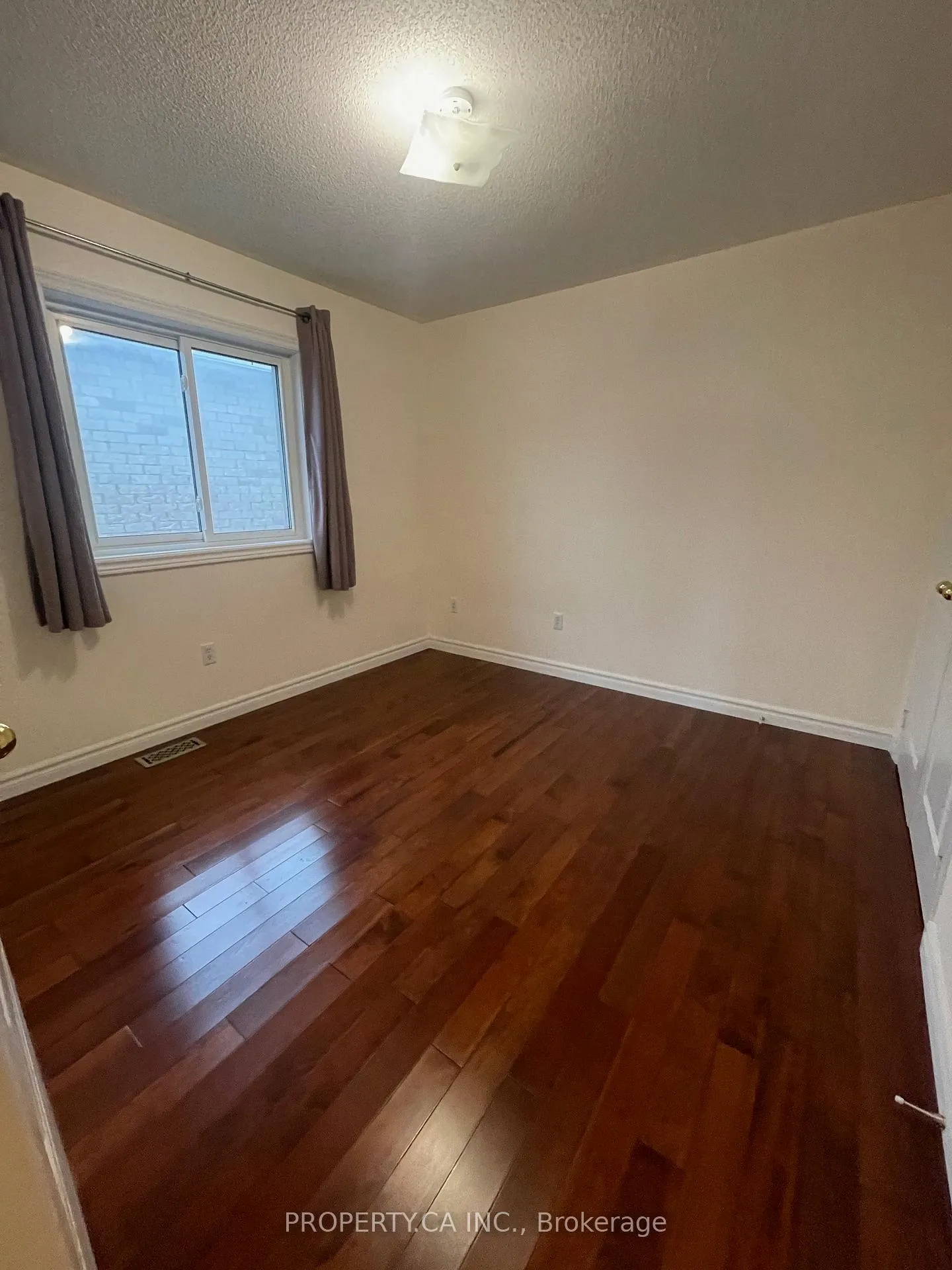 Photo 10 of 757 Castlemore Avenue, Markham, Wismer — HOMEH