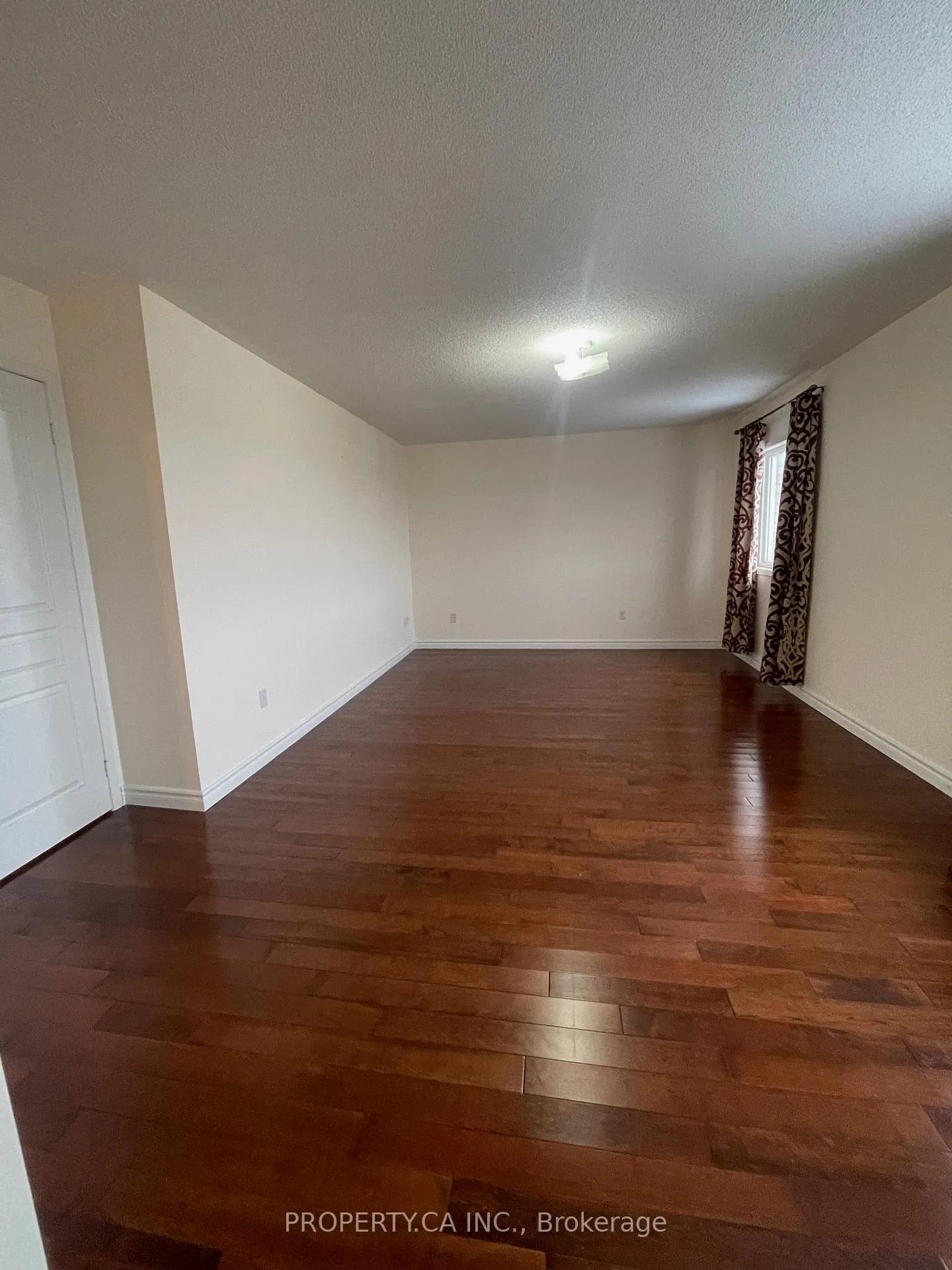 Photo 11 of 757 Castlemore Avenue, Markham, Wismer — HOMEH