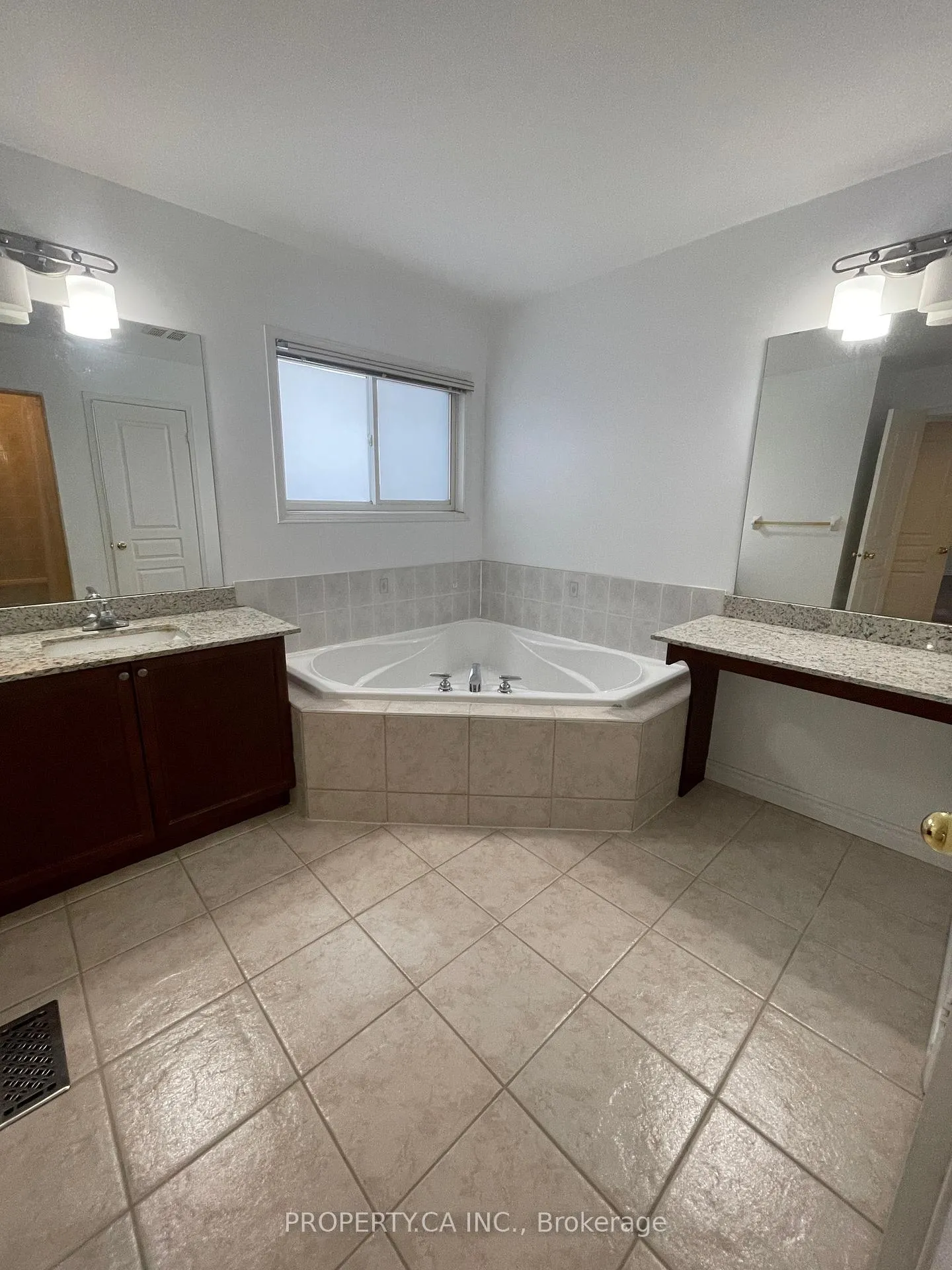 Photo 12 of 757 Castlemore Avenue, Markham, Wismer — HOMEH