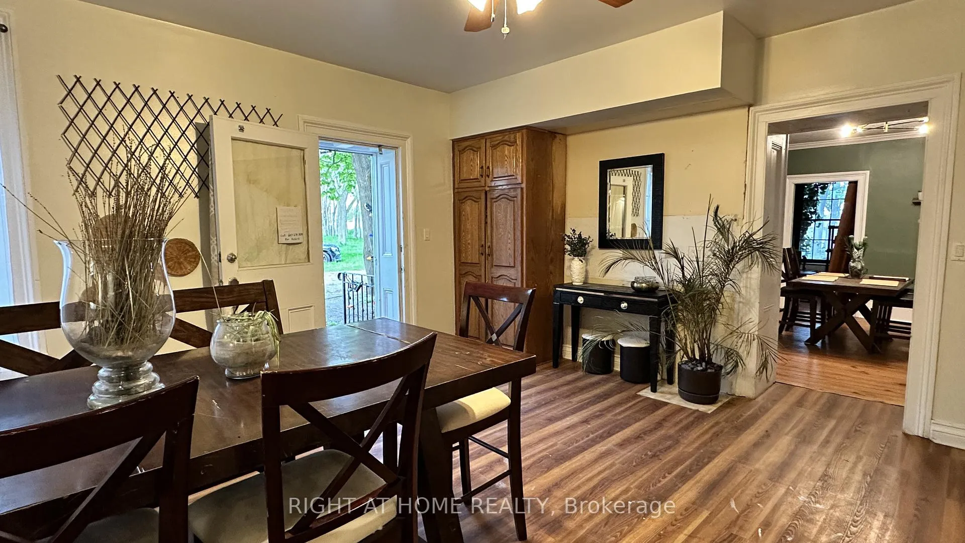 Photo 8 of 545 Dundas Street E, Hamilton, Waterdown — HOMEH