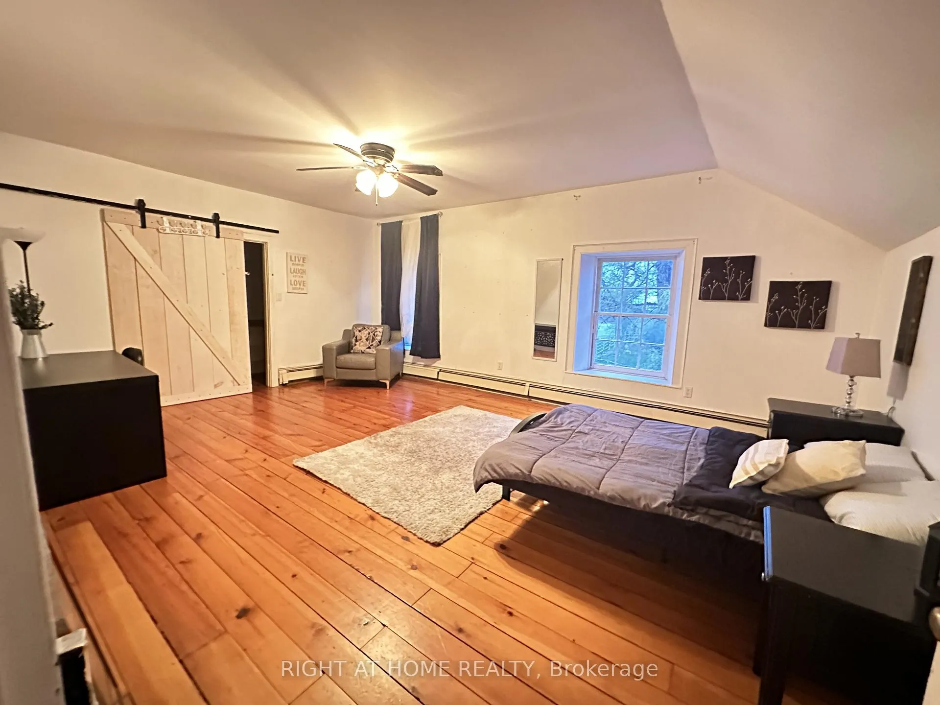 Photo 16 of 545 Dundas Street E, Hamilton, Waterdown — HOMEH