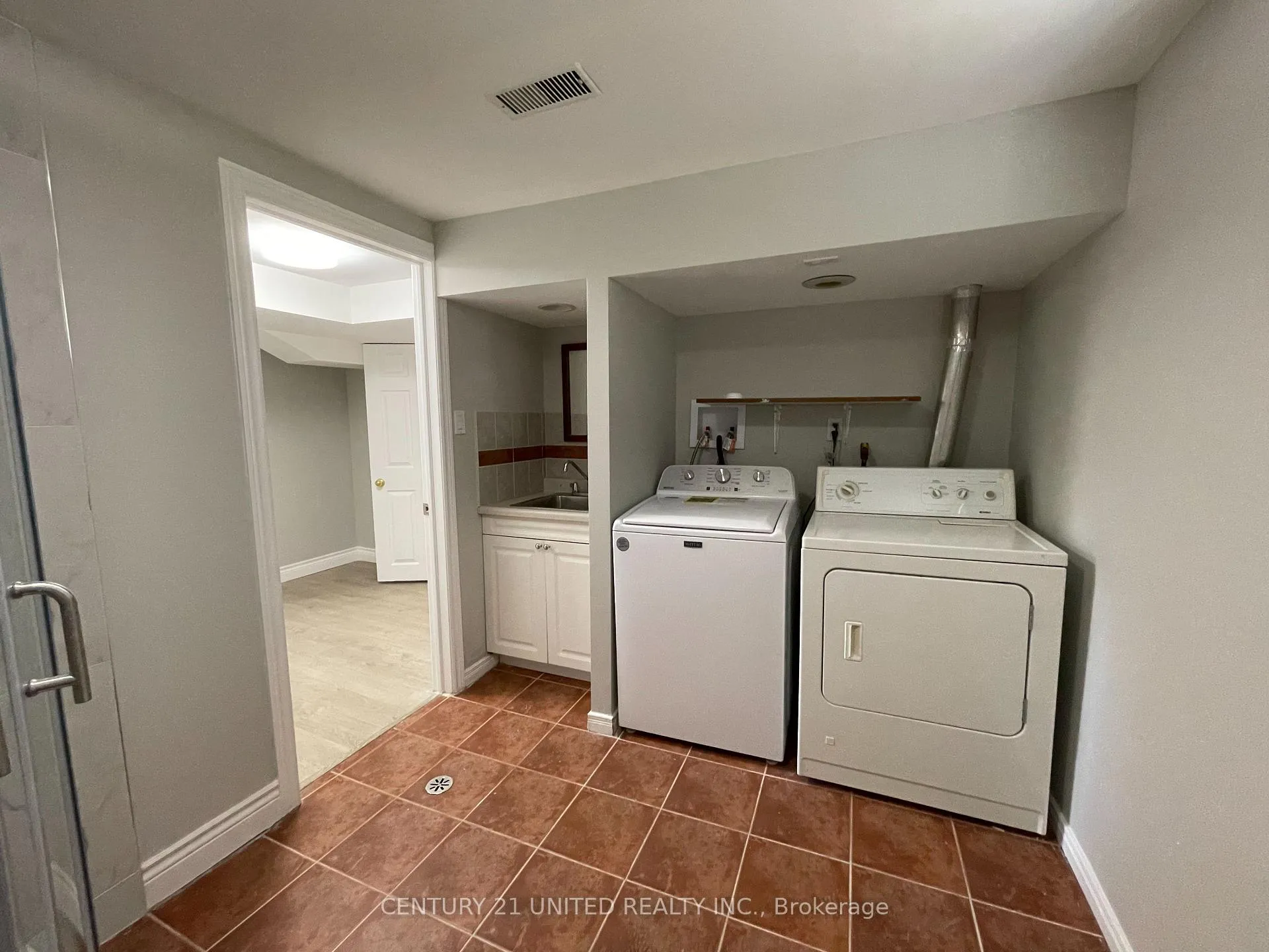 Photo 9 of Unit Lower, 334 Stevenson Road N, Oshawa, McLaughlin — HOMEH