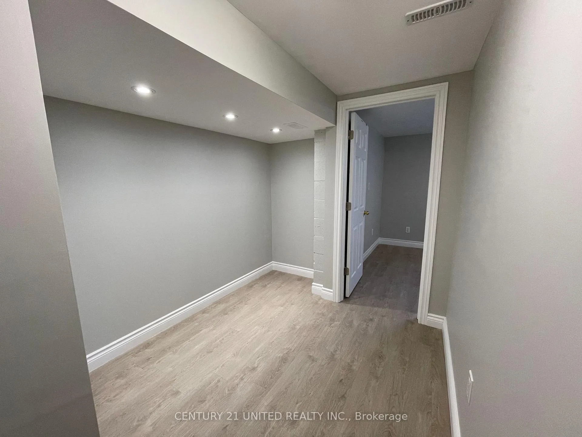 Photo 12 of Unit Lower, 334 Stevenson Road N, Oshawa, McLaughlin — HOMEH