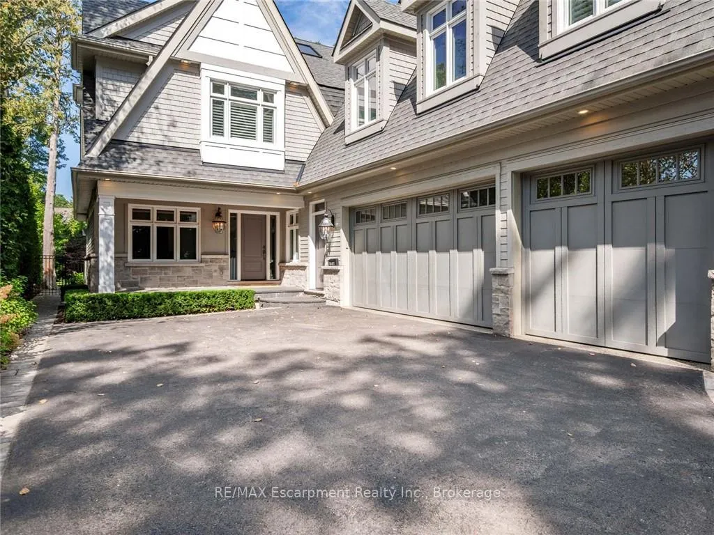 Photo 4 of 3087 Lakeshore Road, Burlington, Roseland — HOMEH