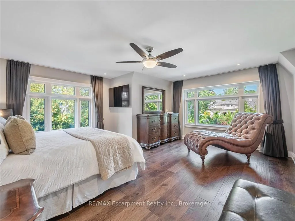 Photo 21 of 3087 Lakeshore Road, Burlington, Roseland — HOMEH