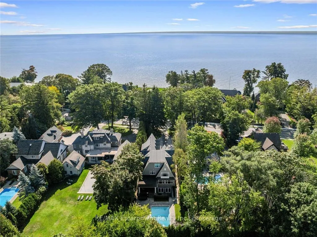 Photo 42 of 3087 Lakeshore Road, Burlington, Roseland — HOMEH