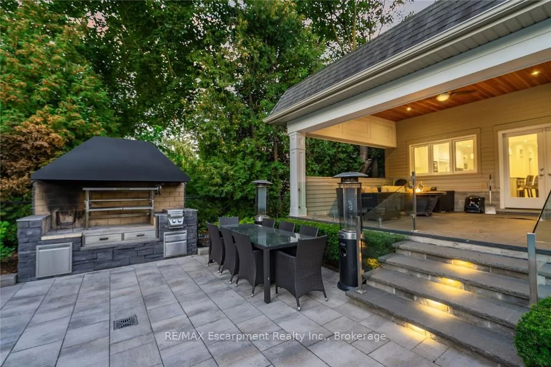 Photo 46 of 3087 Lakeshore Road, Burlington, Roseland — HOMEH