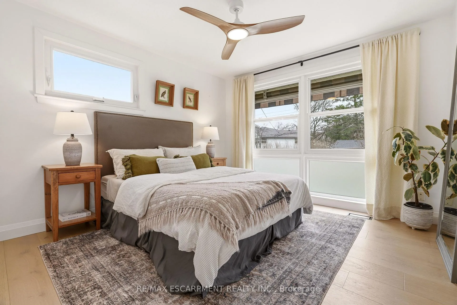 Photo 26 of 4046 Grapehill Avenue, Burlington, Shoreacres — HOMEH