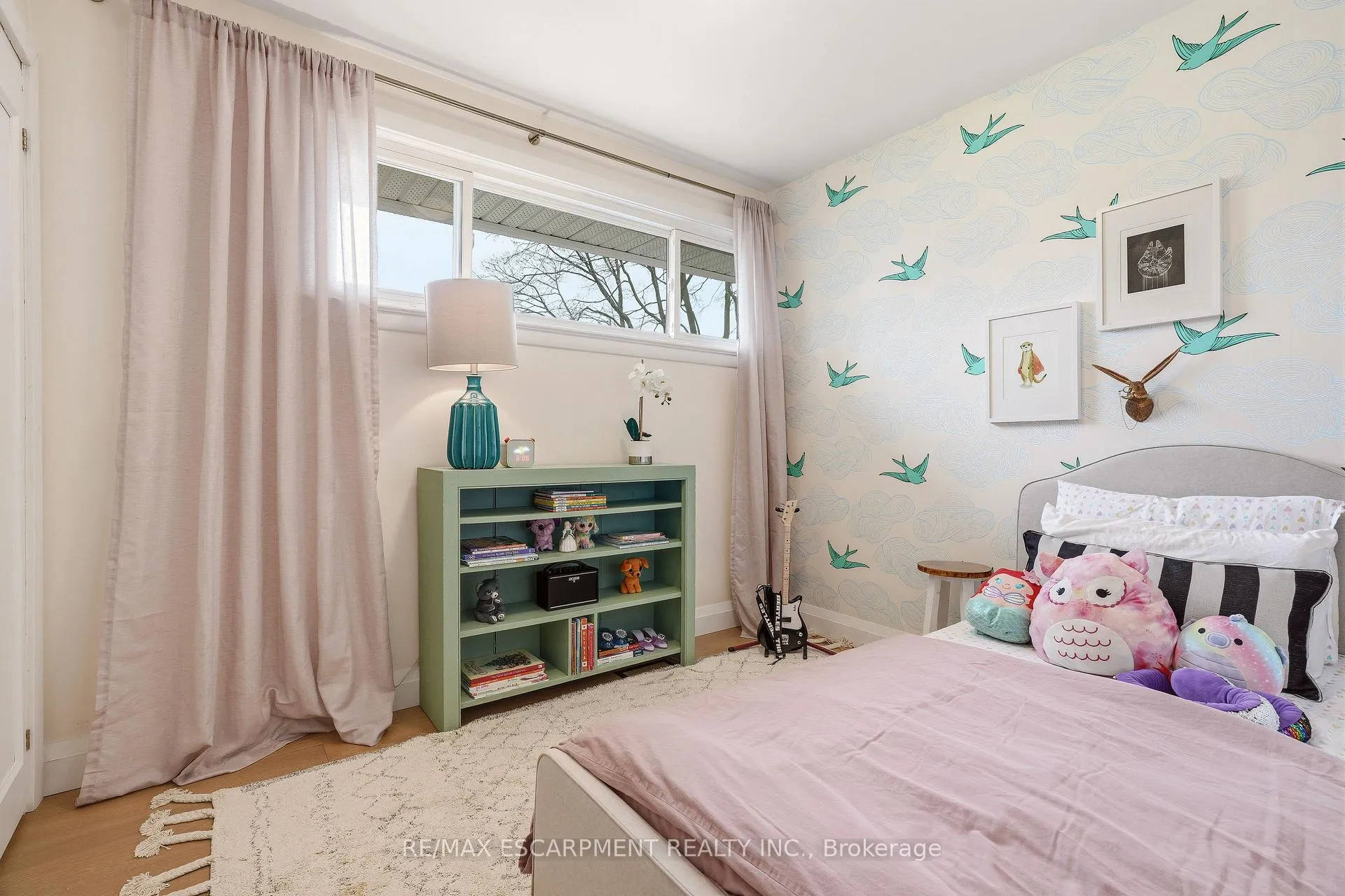 Photo 32 of 4046 Grapehill Avenue, Burlington, Shoreacres — HOMEH
