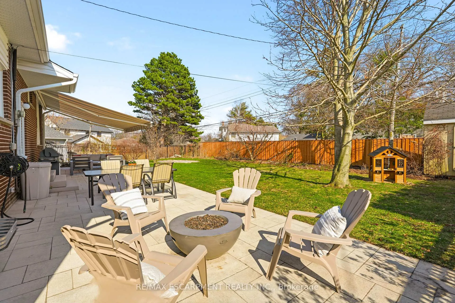 Photo 42 of 4046 Grapehill Avenue, Burlington, Shoreacres — HOMEH