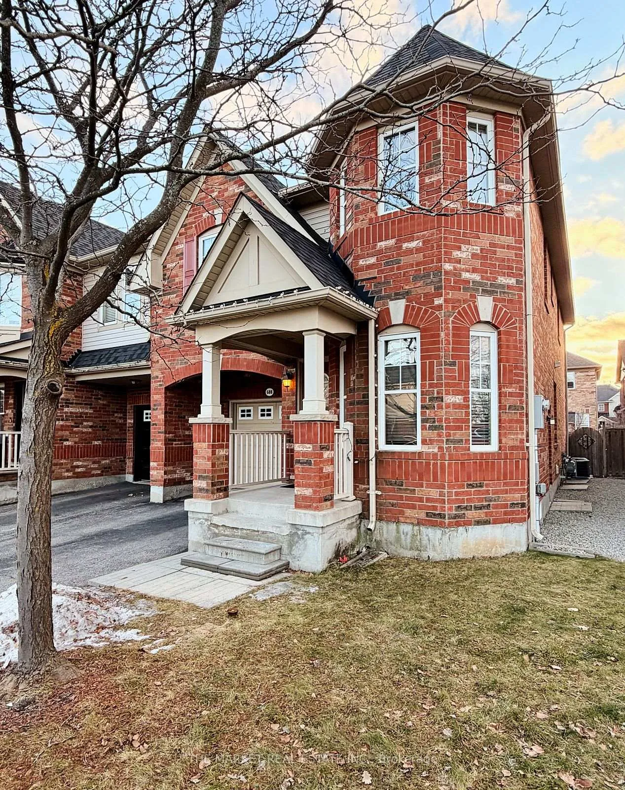Photo 2 of 688 Rayner Court, Milton, Harrison — HOMEH
