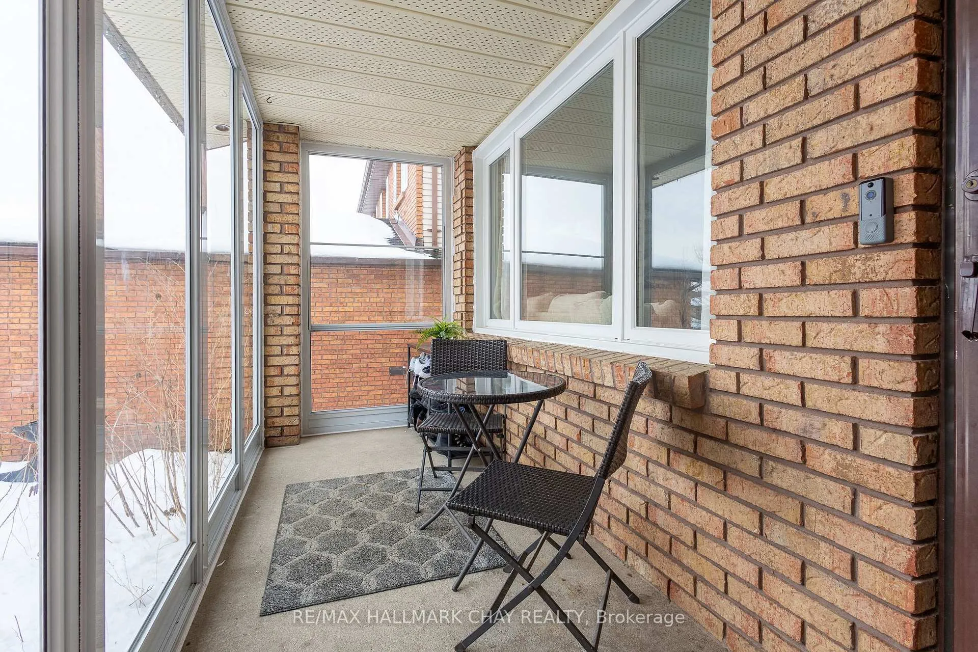Photo 3 of 26 Orwell Crescent, Barrie, Letitia Heights — HOMEH
