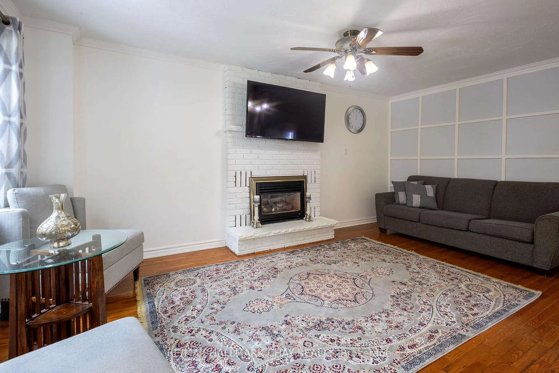 Photo 13 of 26 Orwell Crescent, Barrie, Letitia Heights — HOMEH