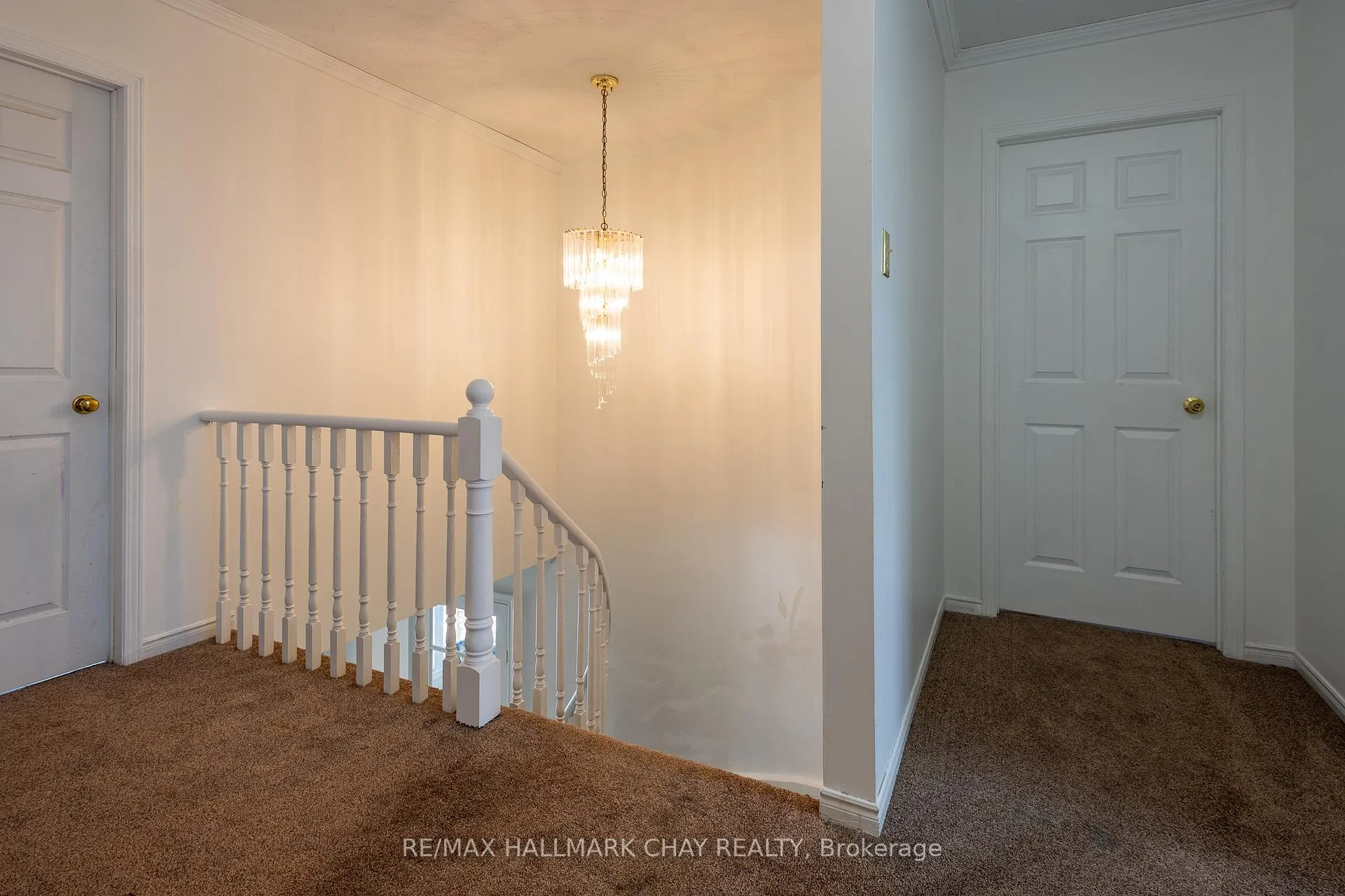 Photo 18 of 26 Orwell Crescent, Barrie, Letitia Heights — HOMEH
