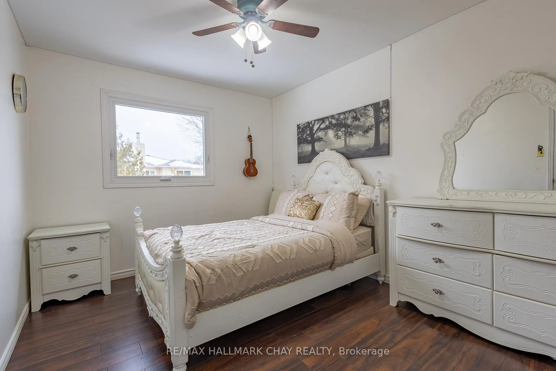 Photo 27 of 26 Orwell Crescent, Barrie, Letitia Heights — HOMEH