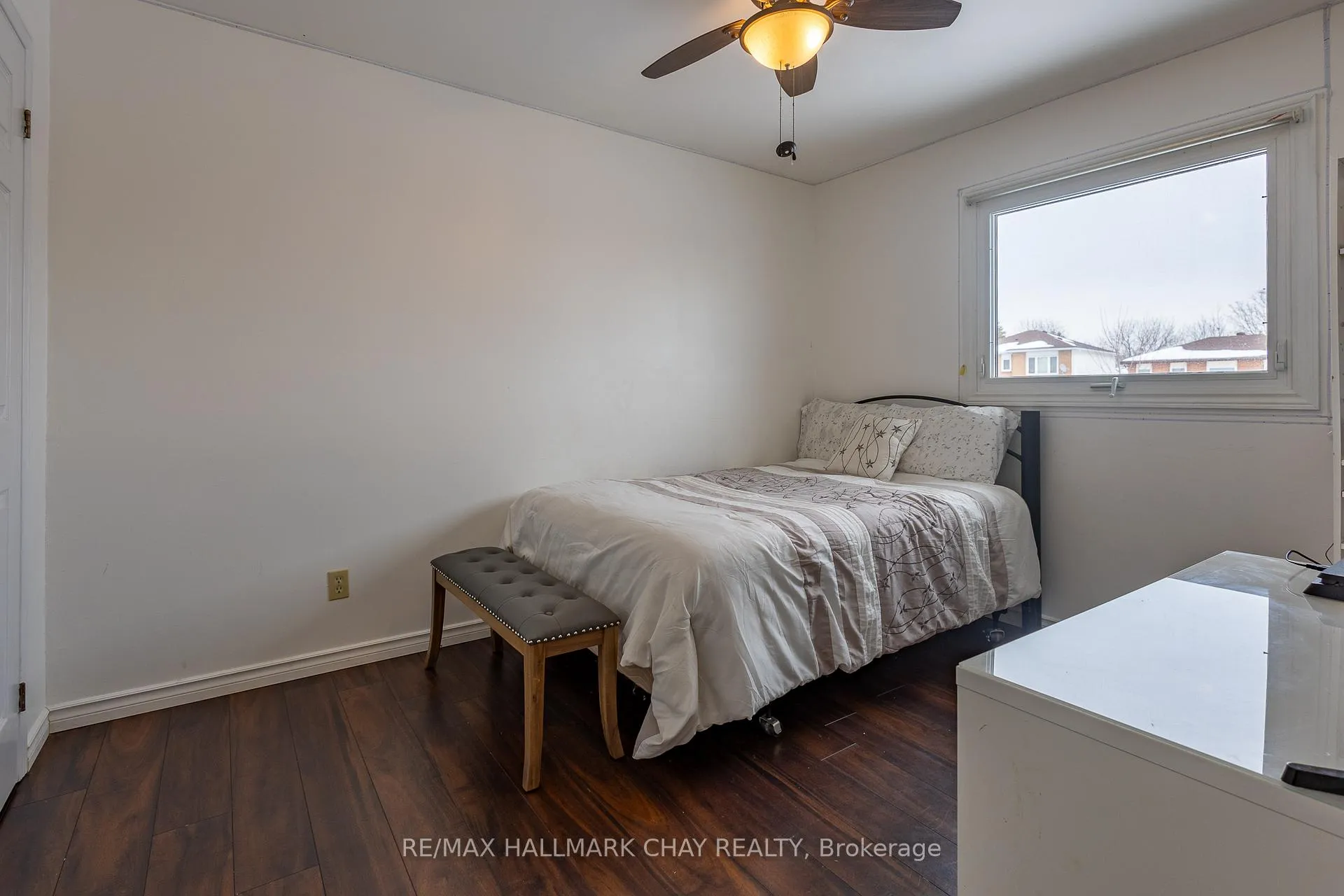 Photo 28 of 26 Orwell Crescent, Barrie, Letitia Heights — HOMEH