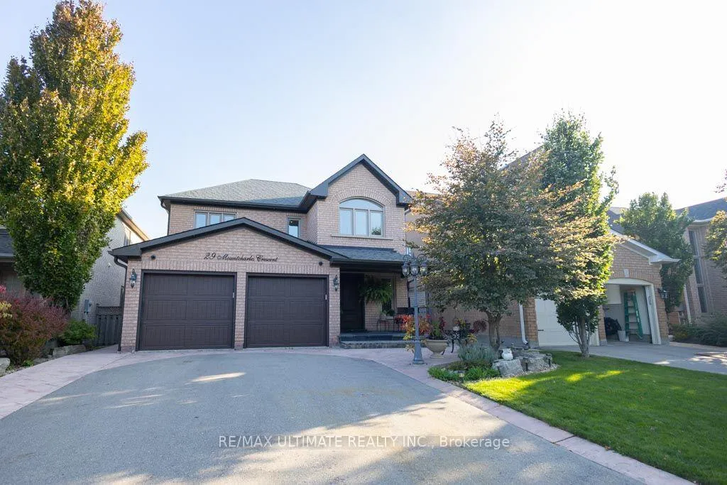 Front of 29 Mountcharles Crescent
