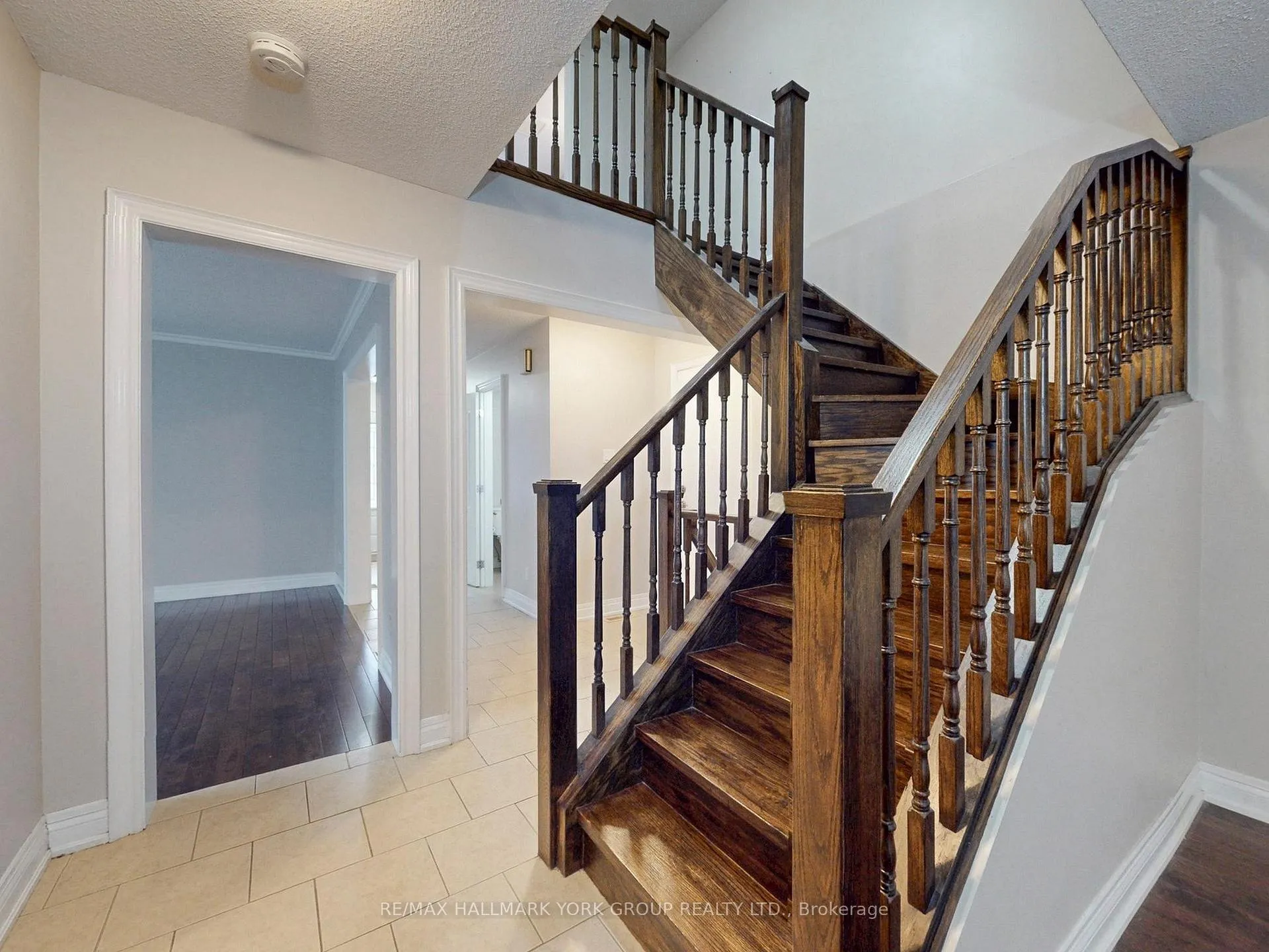 Photo 18 of 161 Spruce Street, Aurora, Aurora Village — HOMEH
