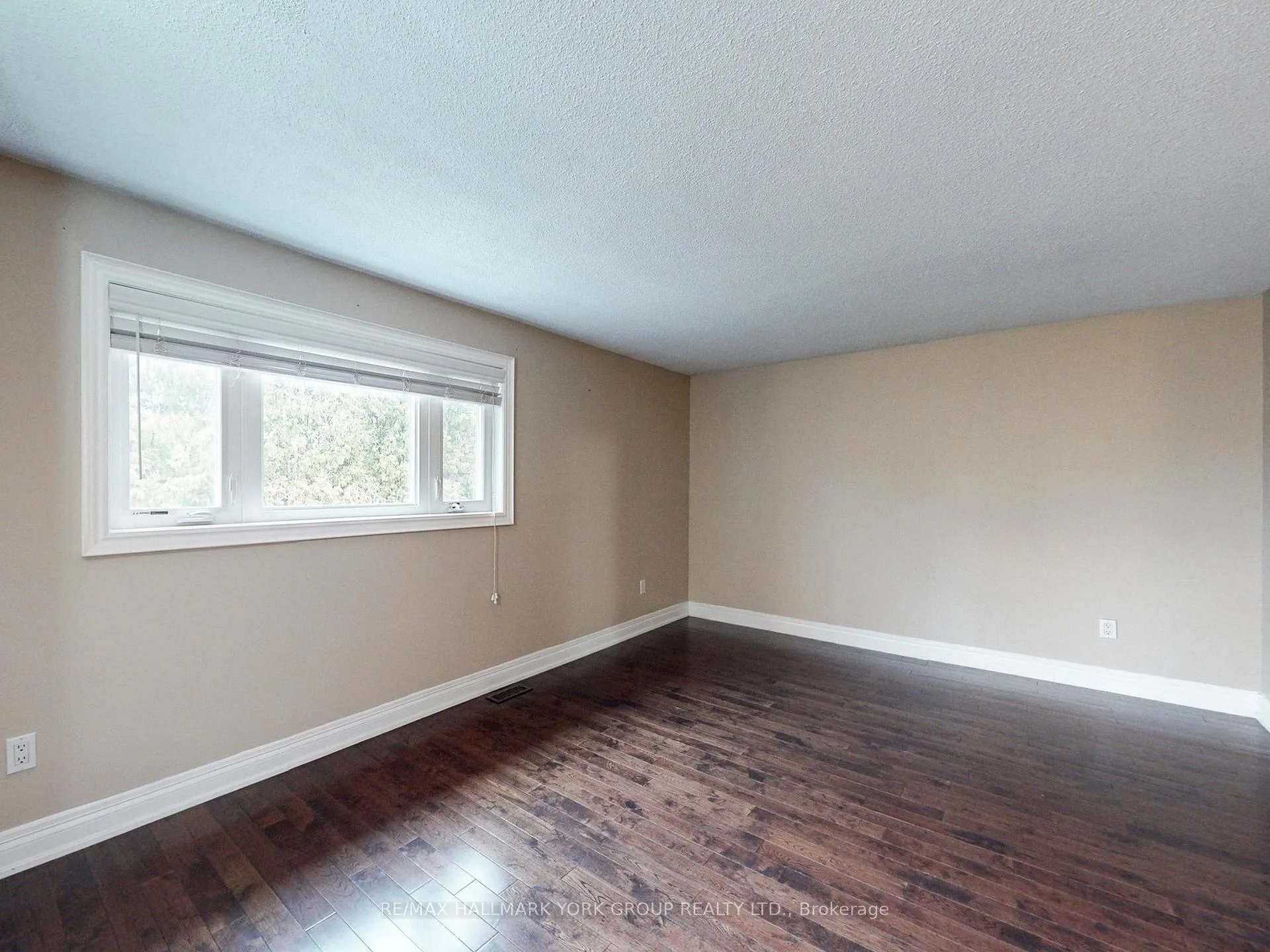 Photo 19 of 161 Spruce Street, Aurora, Aurora Village — HOMEH