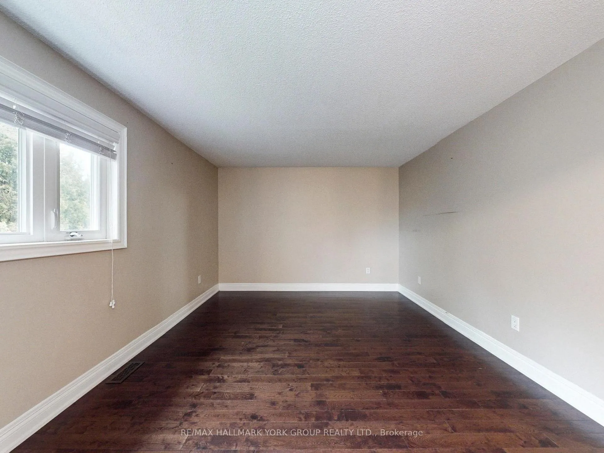 Photo 20 of 161 Spruce Street, Aurora, Aurora Village — HOMEH