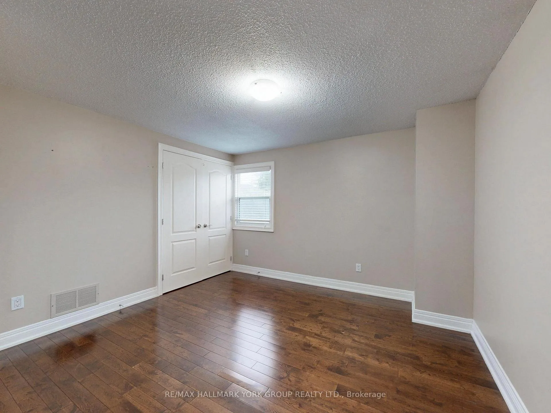 Photo 25 of 161 Spruce Street, Aurora, Aurora Village — HOMEH