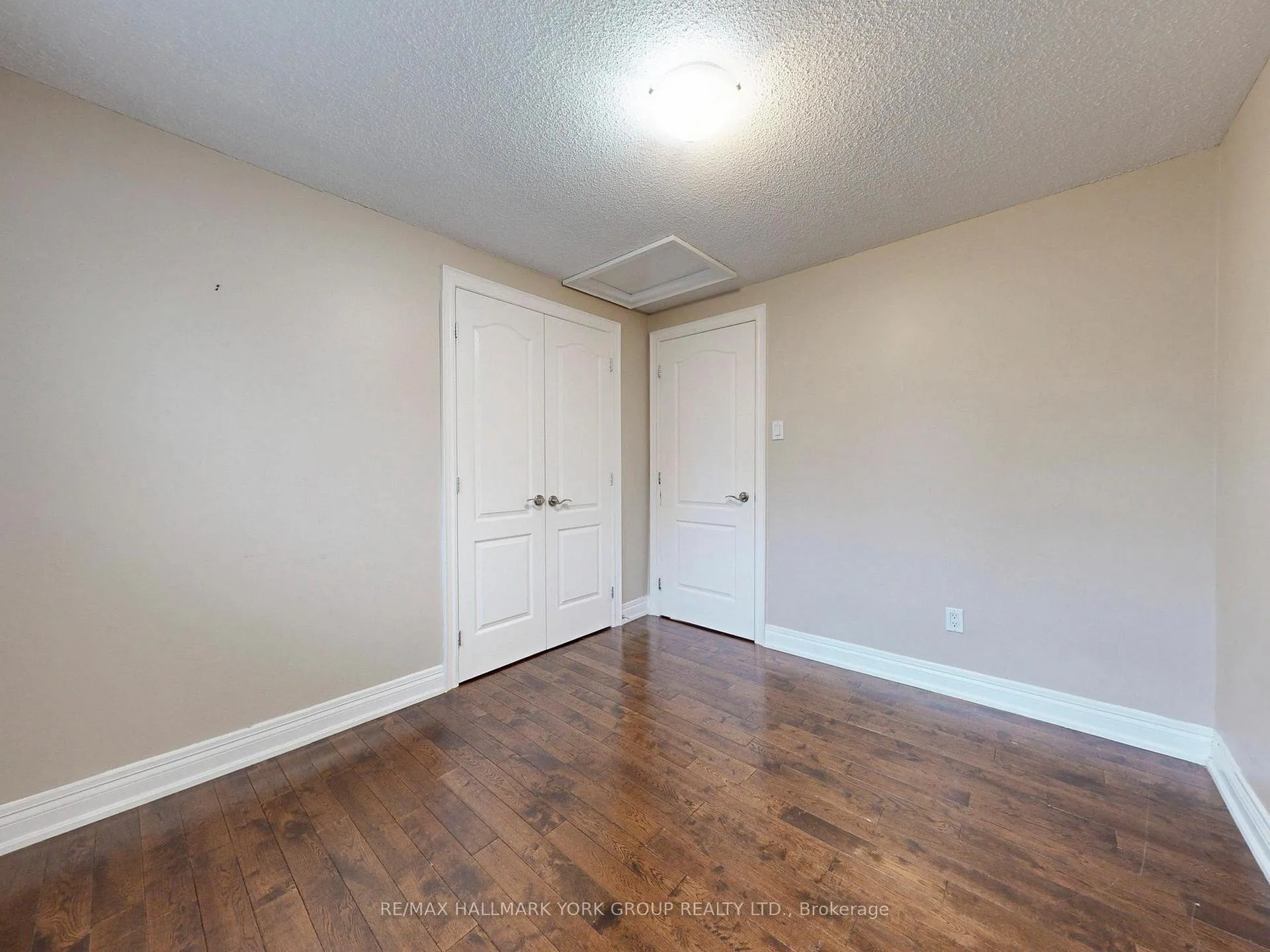 Photo 27 of 161 Spruce Street, Aurora, Aurora Village — HOMEH