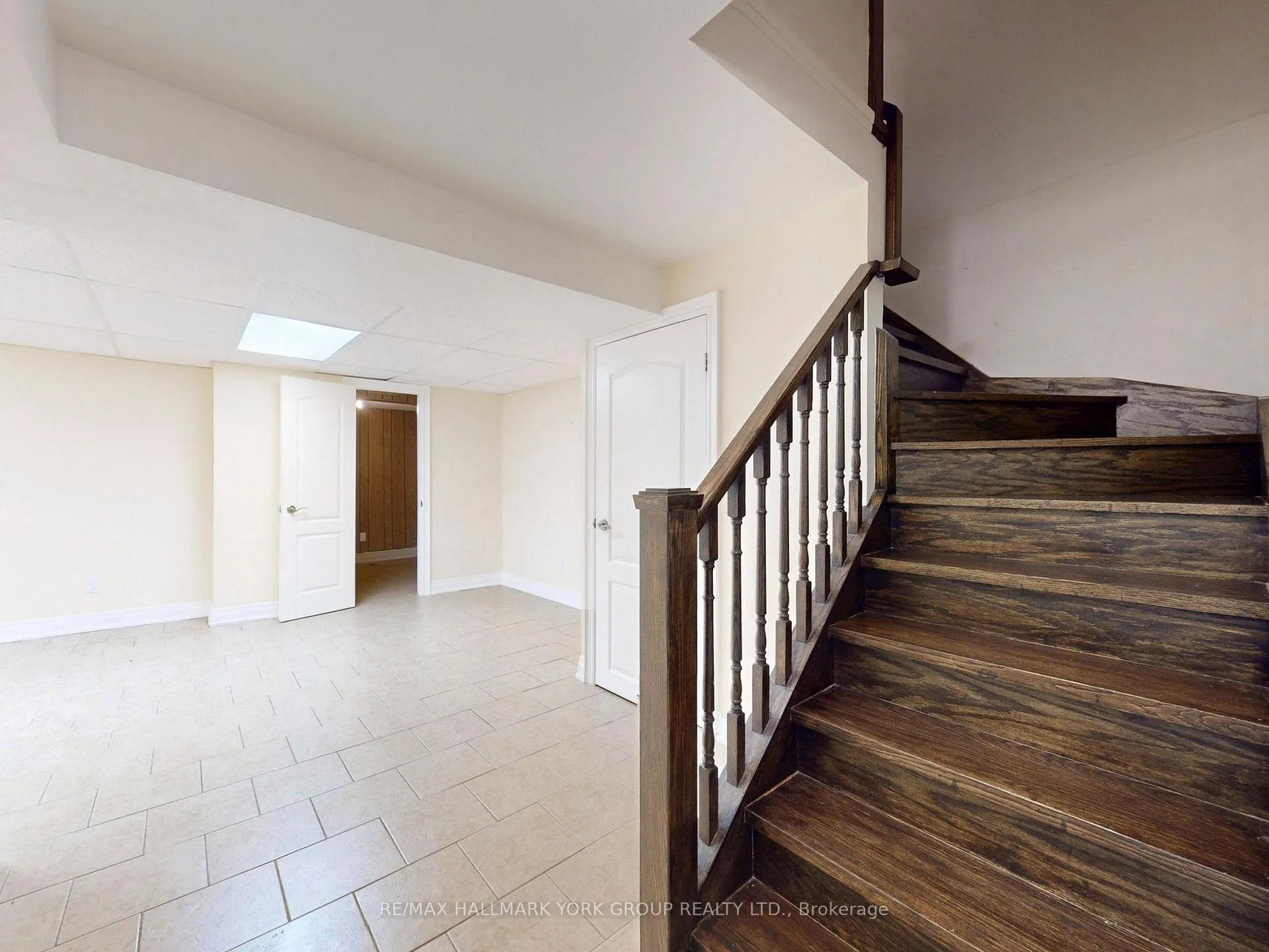 Photo 33 of 161 Spruce Street, Aurora, Aurora Village — HOMEH