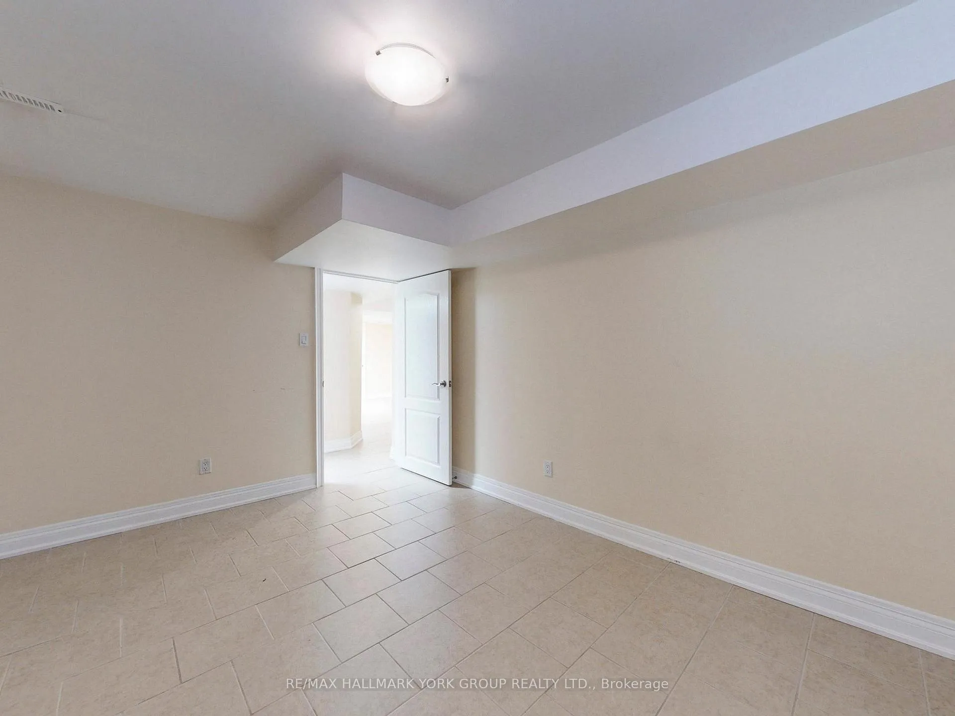 Photo 35 of 161 Spruce Street, Aurora, Aurora Village — HOMEH