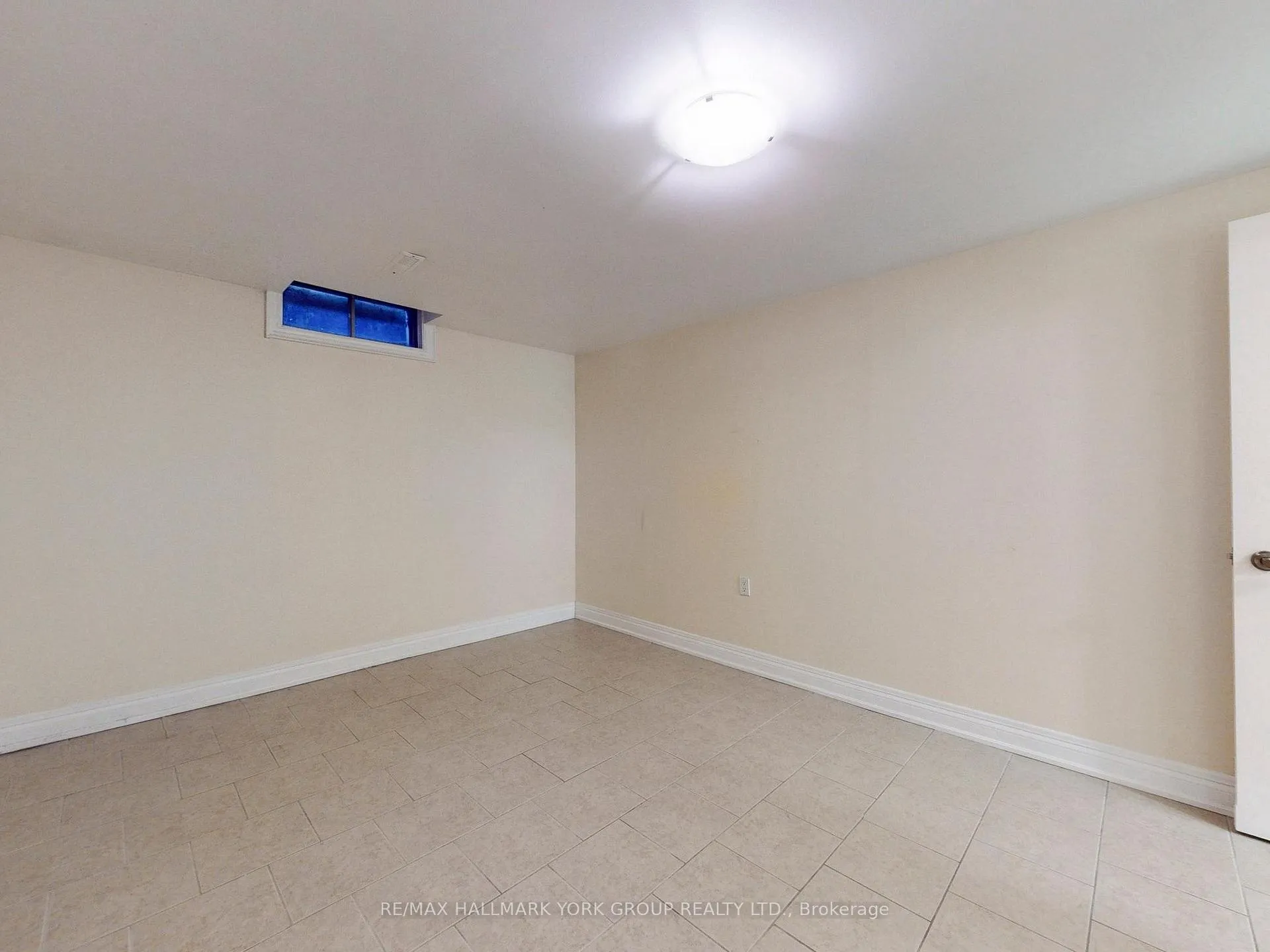 Photo 36 of 161 Spruce Street, Aurora, Aurora Village — HOMEH