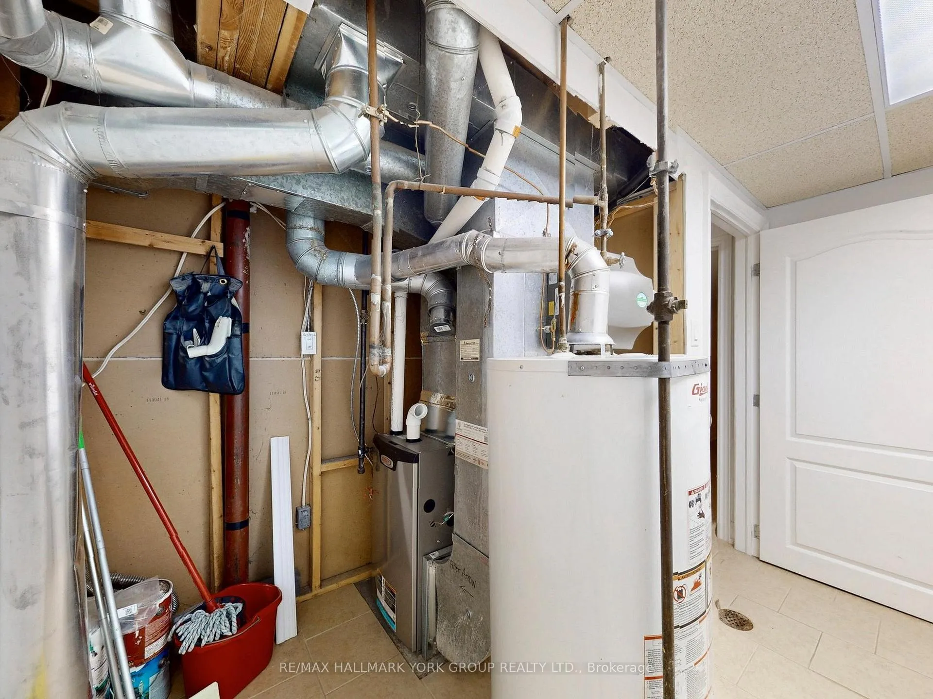 Photo 43 of 161 Spruce Street, Aurora, Aurora Village — HOMEH