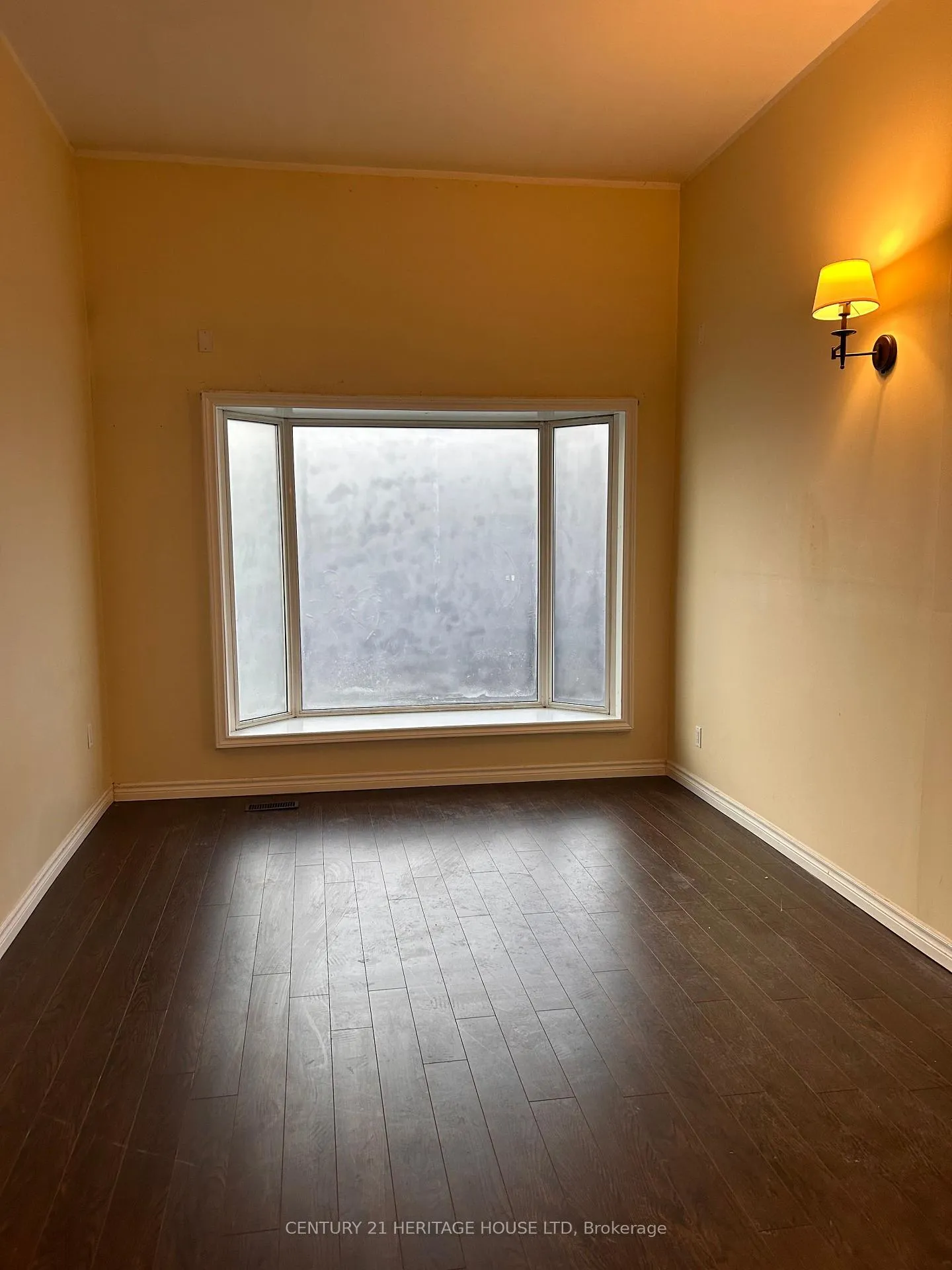 Photo 4 of Unit Lower, 11 Hiawatha Street, St. Thomas — HOMEH