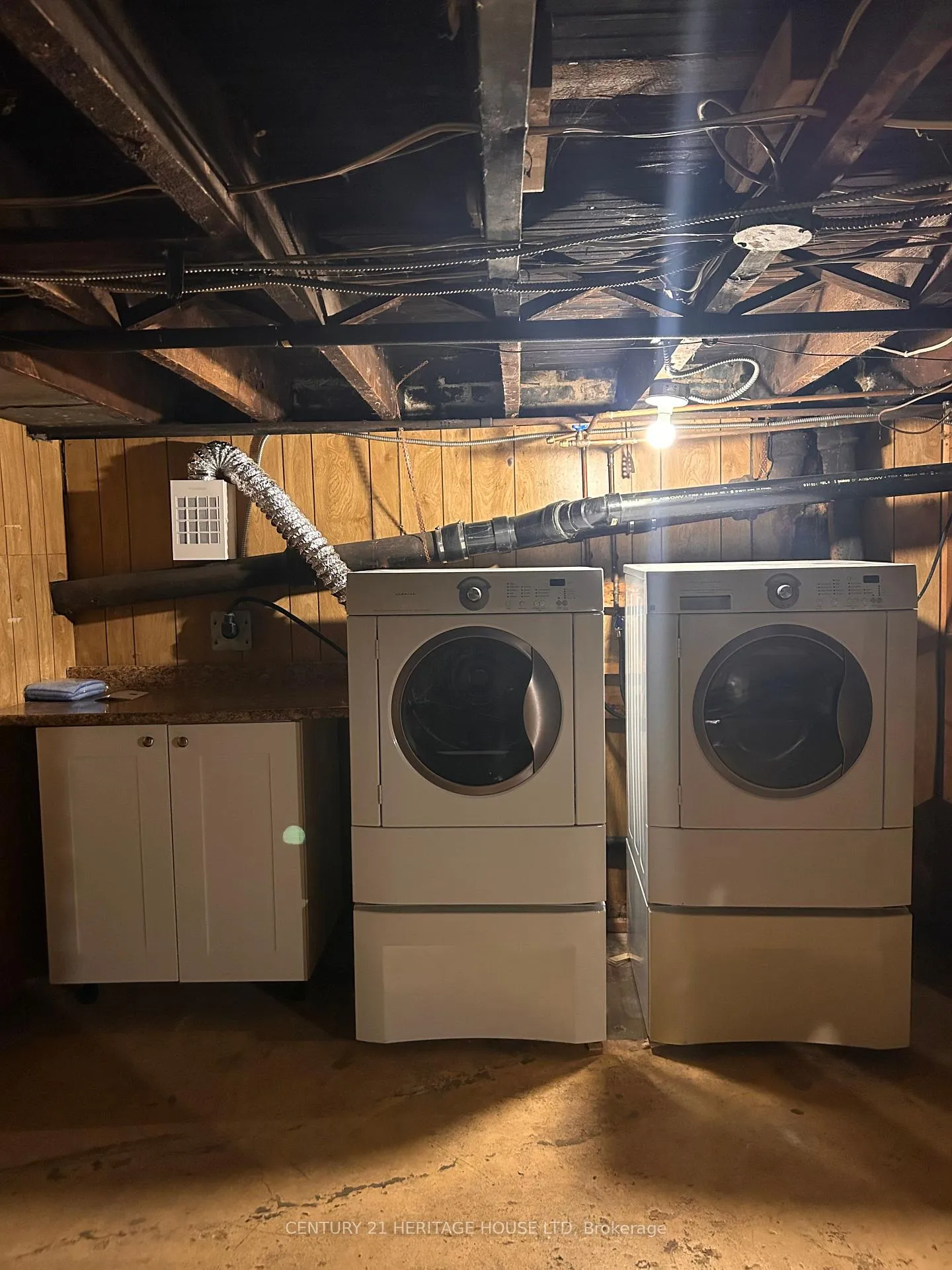 Photo 11 of Unit Lower, 11 Hiawatha Street, St. Thomas — HOMEH