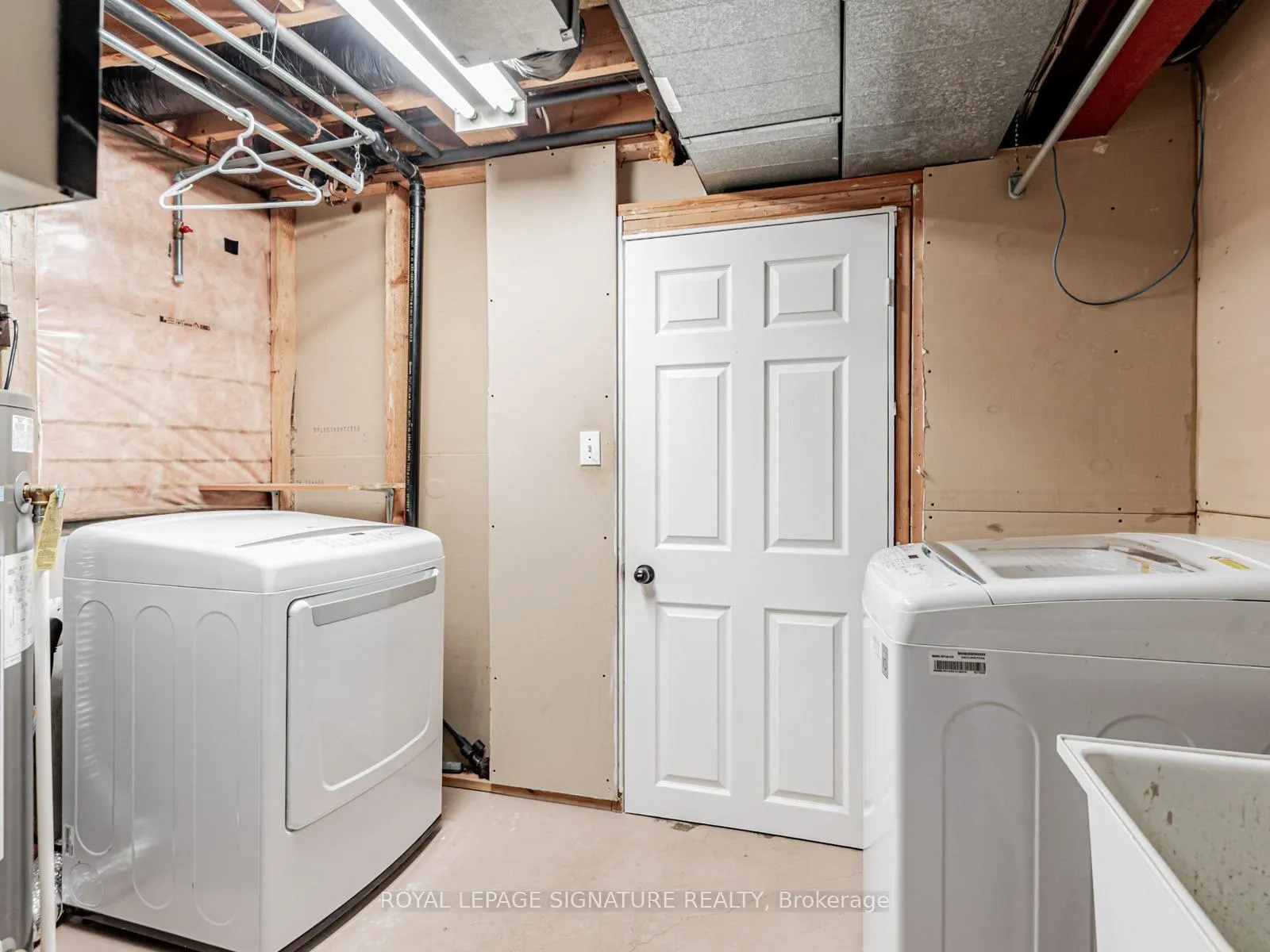 Photo 29 of 10 Laidlaw Drive, Barrie, West Bayfield — HOMEH