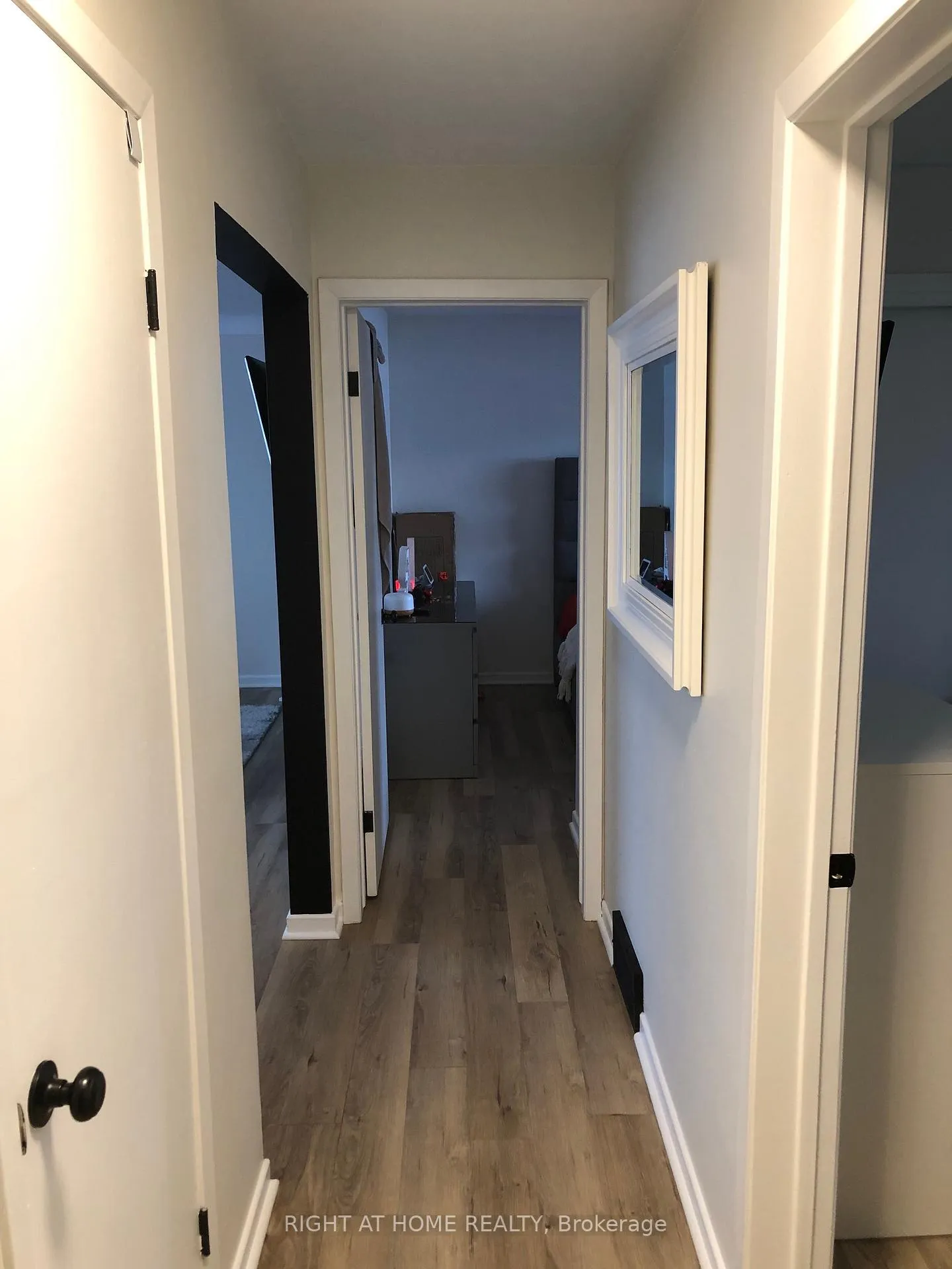 Photo 10 of 564 Lake Street, St. Catharines, Lakeport — HOMEH