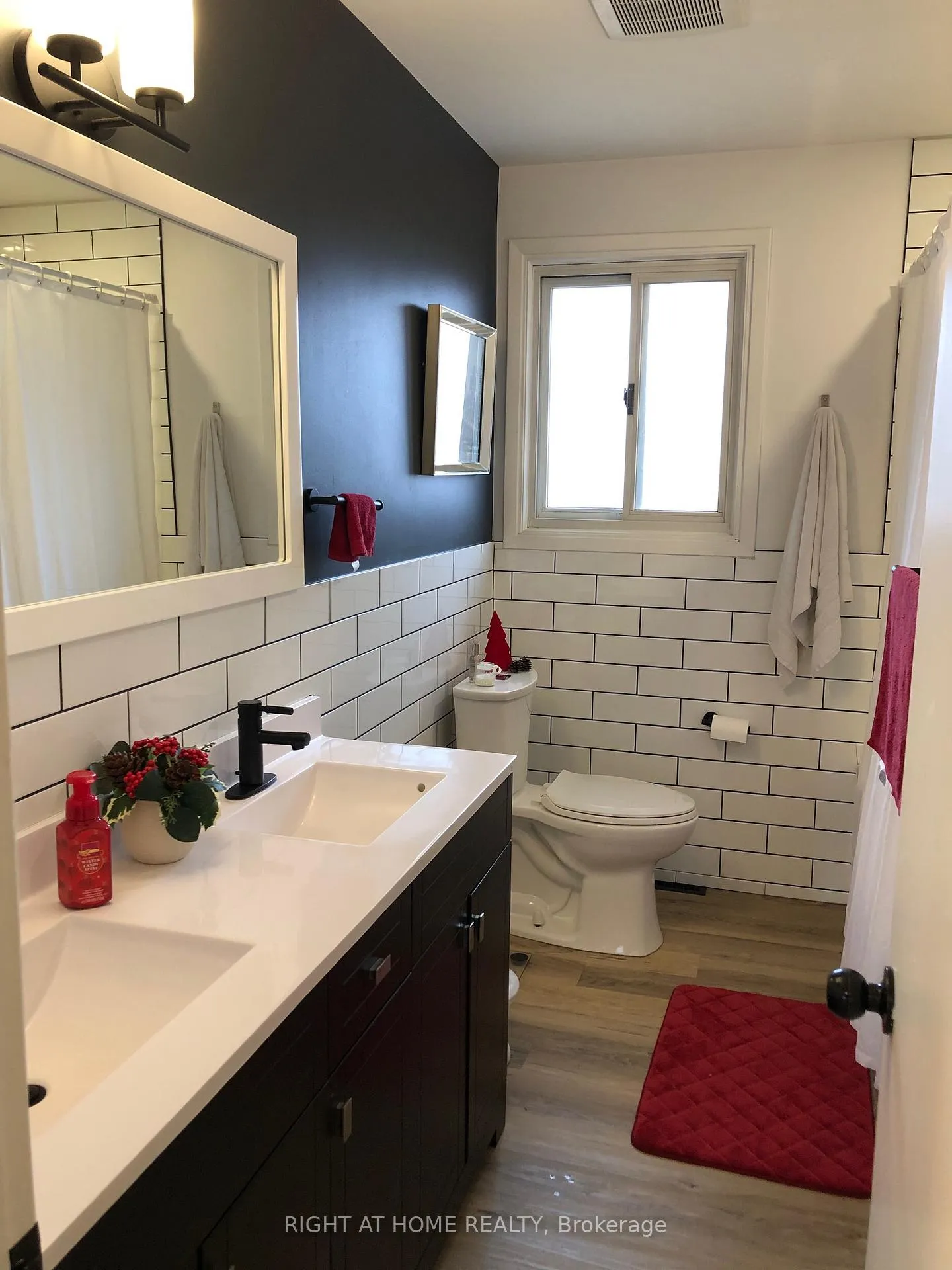 Photo 13 of 564 Lake Street, St. Catharines, Lakeport — HOMEH