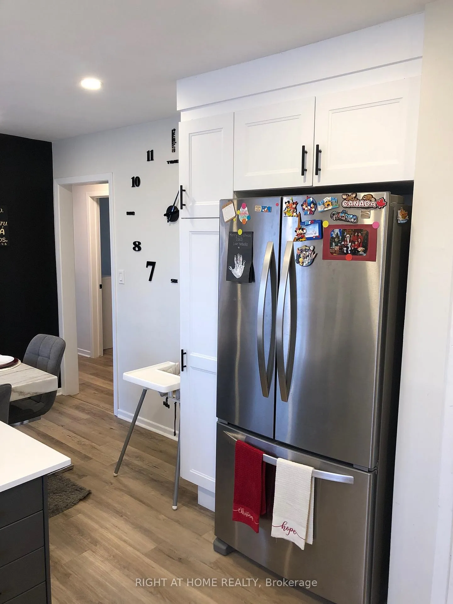 Photo 17 of 564 Lake Street, St. Catharines, Lakeport — HOMEH