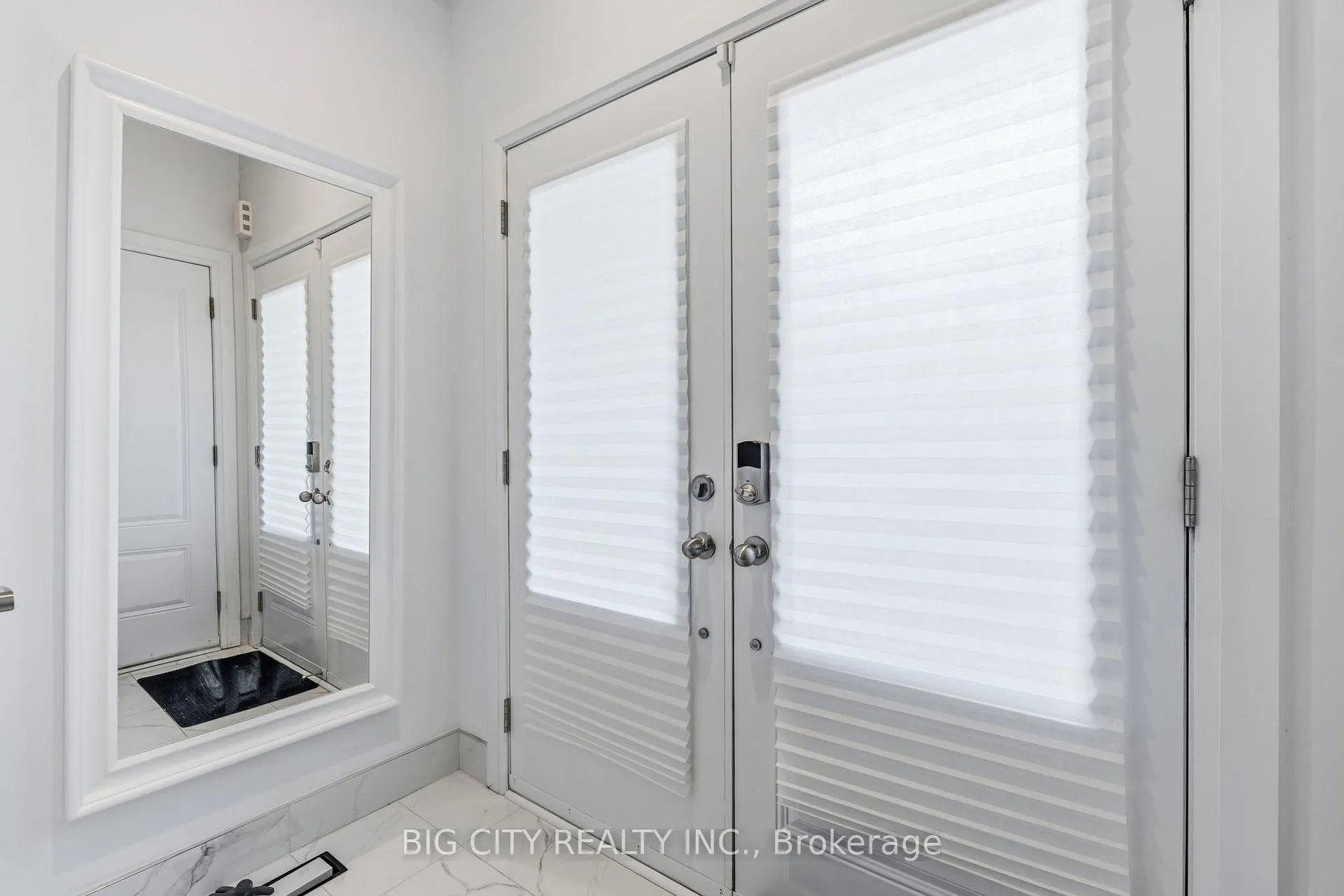 Photo 18 of 4 Jerseyville Way, Whitby, Downtown Whitby — HOMEH