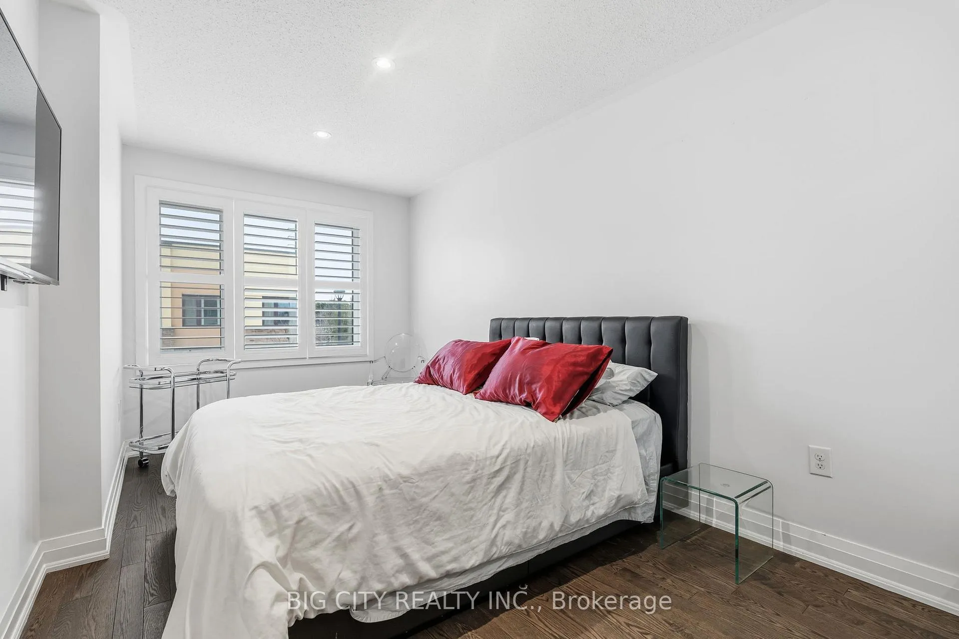 Photo 30 of 4 Jerseyville Way, Whitby, Downtown Whitby — HOMEH